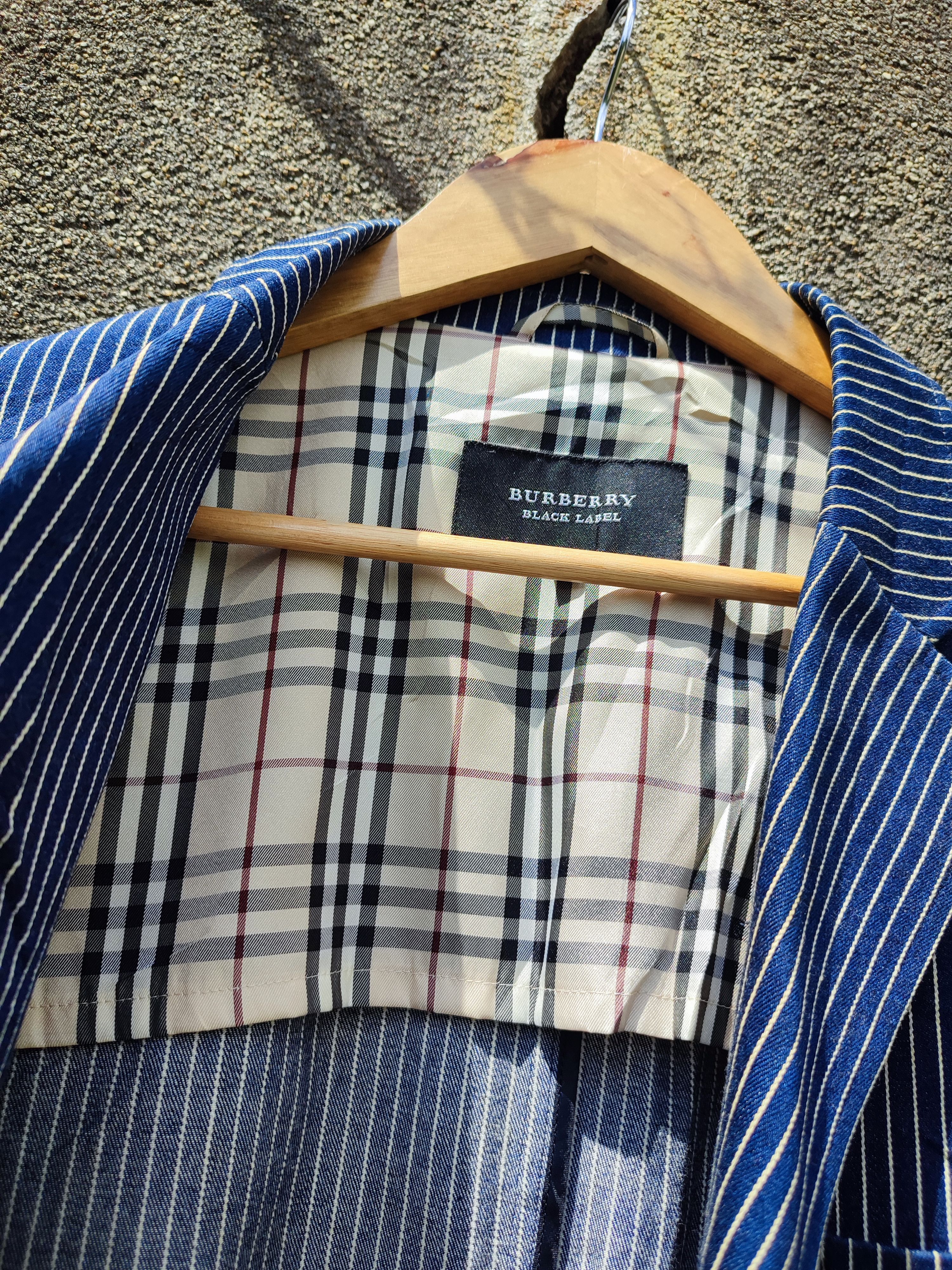 Burberry 🔥STEAL🔥Burberry Black Label Stripe Dark Blue Blazer Size 42R - 4 Thumbnail