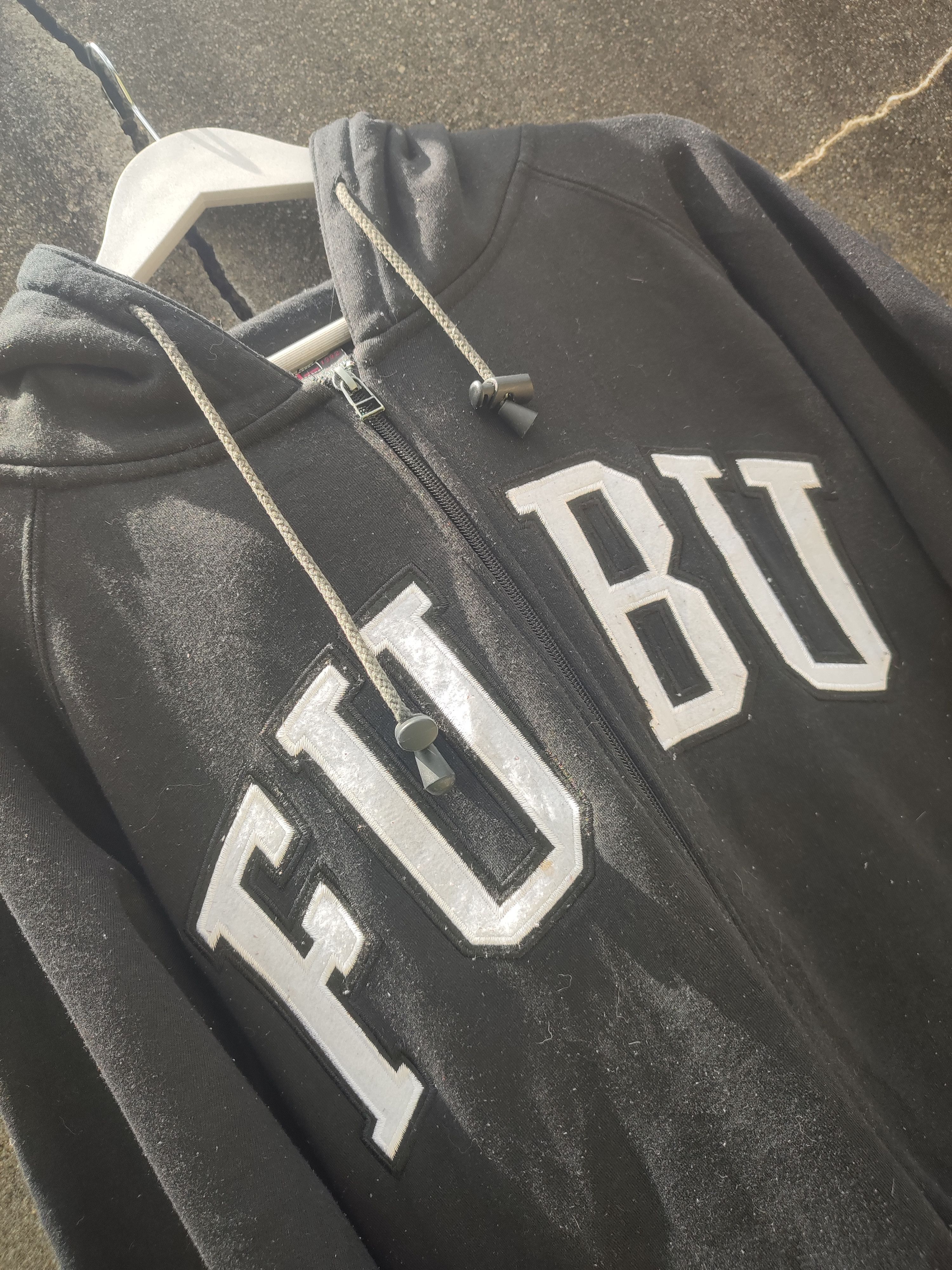 Fubu Vintage FUBU Sports Zip Hoodie - 90s Hip-Hop Streetwear Size US XL / EU 56 / 4 - 7 Thumbnail