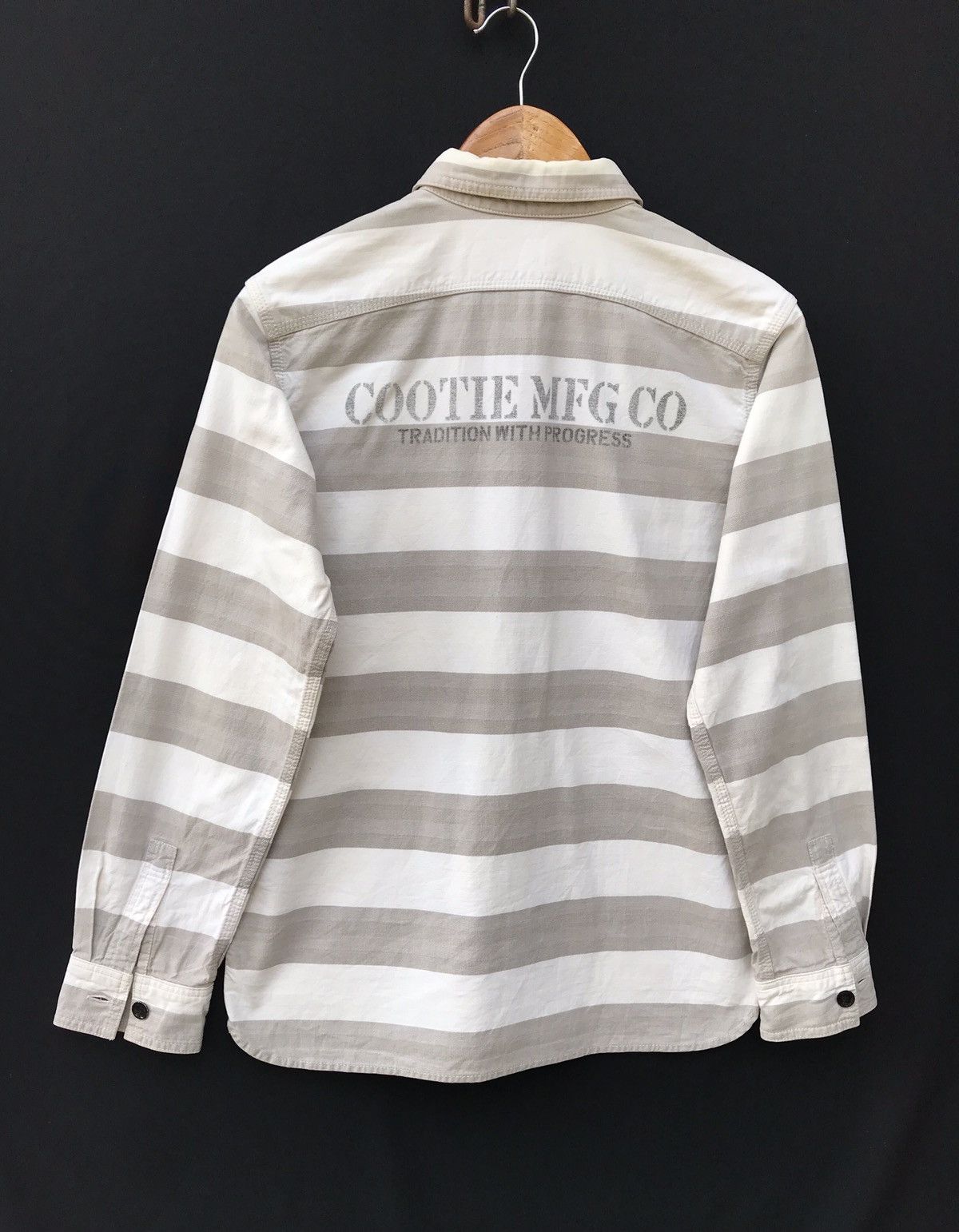 Engineered Garments Cootie Production by Engineered Garments Japan Button Ups Size US M / EU 48-50 / 2 - 2 Thumbnail