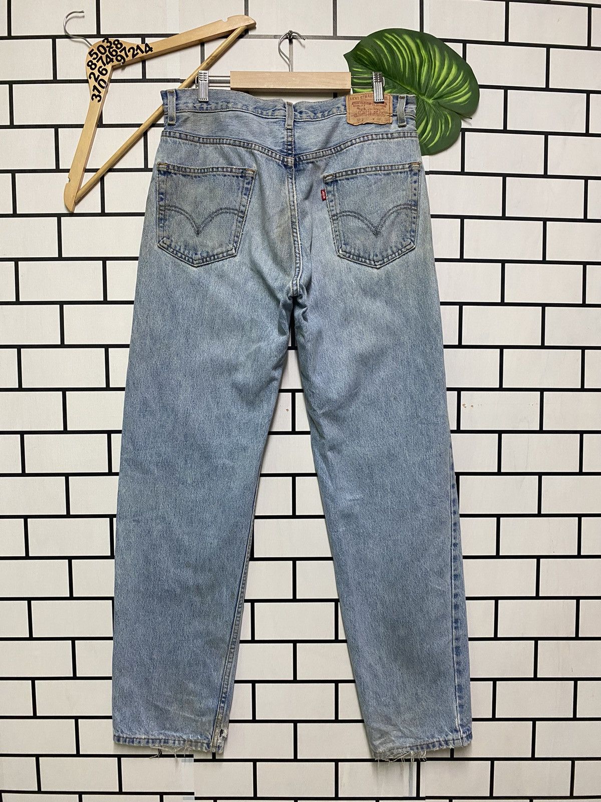 Levi's × Levi's Vintage Clothing × Vintage Vintage Levis 550 Light Wash Dirty Relaxed Fit Jeans-L24 Size US 34 / EU 50 - 2 Thumbnail
