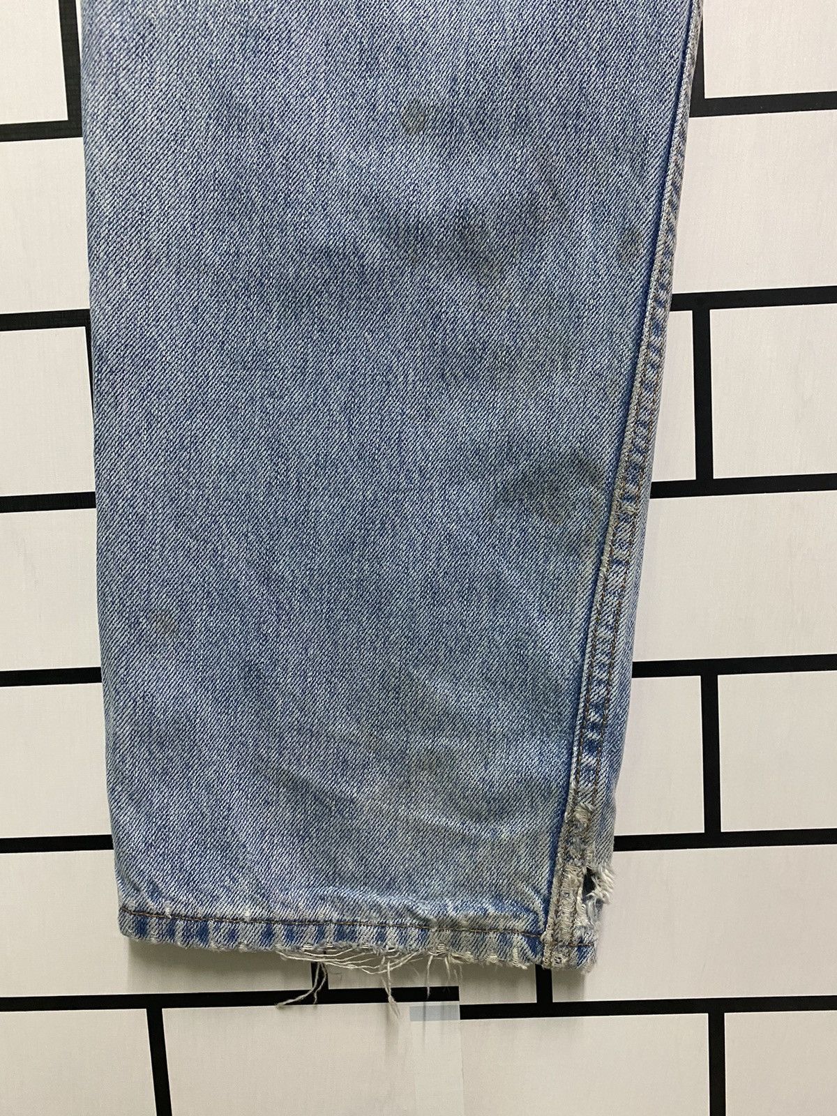 Levi's × Levi's Vintage Clothing × Vintage Vintage Levis 550 Light Wash Dirty Relaxed Fit Jeans-L24 Size US 34 / EU 50 - 12 Thumbnail