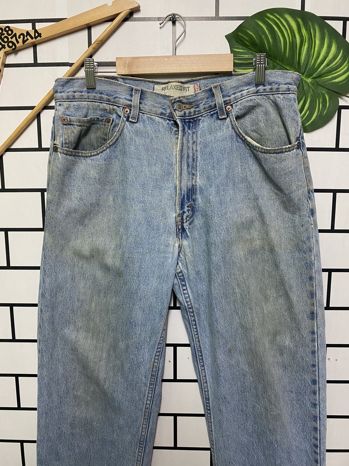Levi's × Levi's Vintage Clothing × Vintage Vintage Levis 550 Light Wash Dirty Relaxed Fit Jeans-L24 Size US 34 / EU 50 - 6 Thumbnail