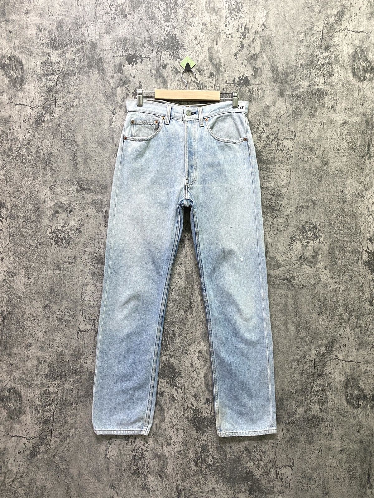Vintage LEVIS 501 Light Wash Distressed Denim -L65