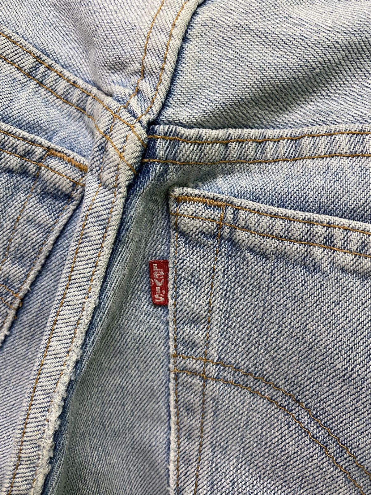 Levi's × Vintage Vintage LEVIS 501 Light Wash Distressed Denim -L65 Size US 28 / EU 44 - 21 Thumbnail