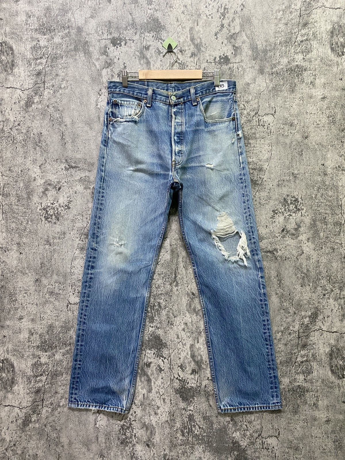 Levi's Vintage LEVIS 501 Stone Wash Distressed Denim - L 73 Size US 32 / EU 48 - 1 Thumbnail
