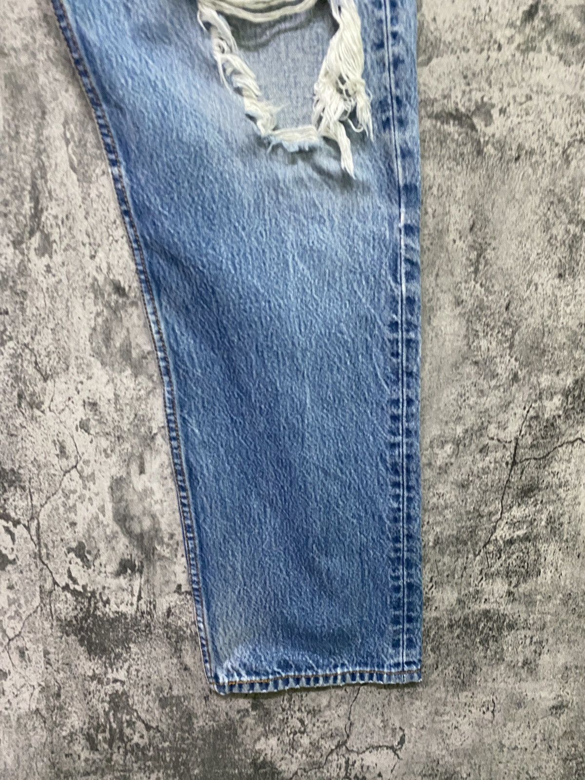 Levi's Vintage LEVIS 501 Stone Wash Distressed Denim - L 73 Size US 32 / EU 48 - 7 Thumbnail