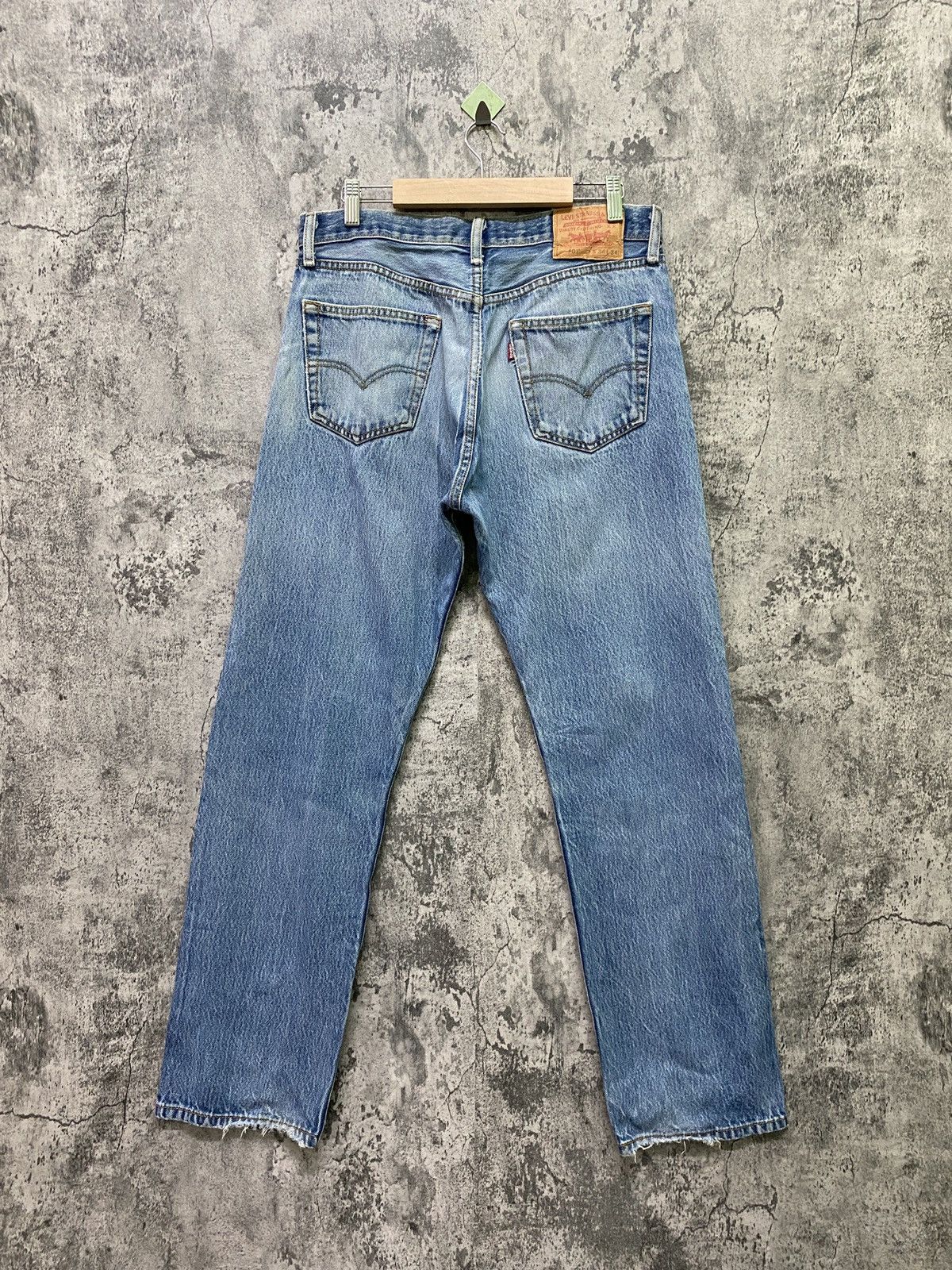 Levi's Vintage LEVIS 501 Stone Wash Distressed Denim - L 73 Size US 32 / EU 48 - 2 Thumbnail