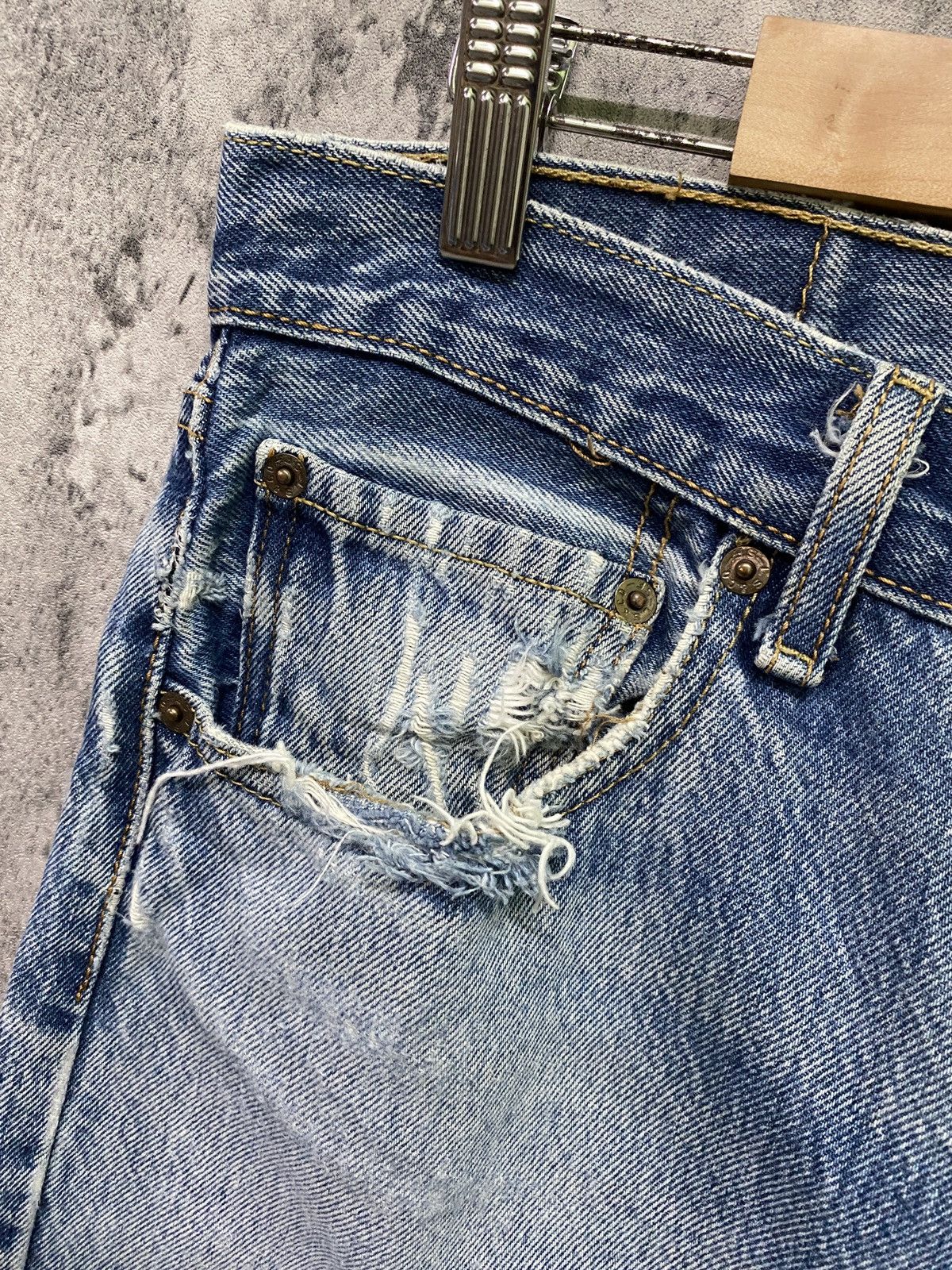 Levi's Vintage LEVIS 501 Stone Wash Distressed Denim - L 73 Size US 32 / EU 48 - 11 Thumbnail