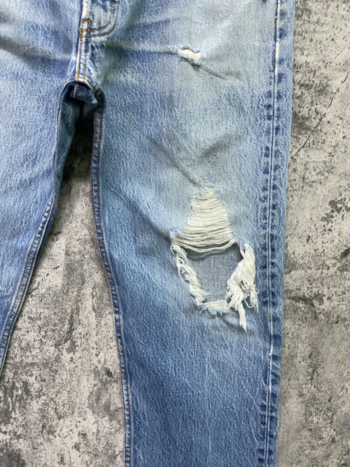 Levi's Vintage LEVIS 501 Stone Wash Distressed Denim - L 73 Size US 32 / EU 48 - 6 Thumbnail