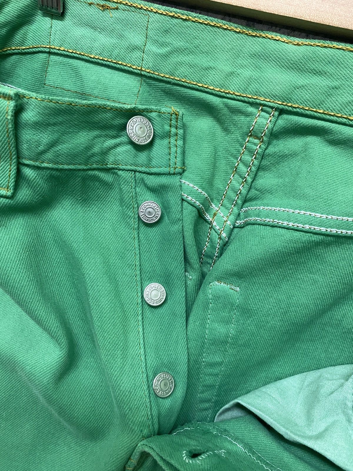 Levi's × Vintage Vintage 90s Levi's 501 Green Distressed Jeans Size US 28 / EU 44 - 13 Thumbnail