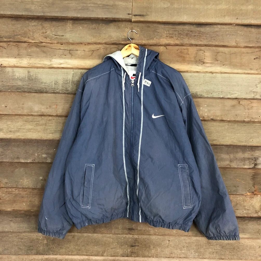 Vintage Nike faded Blue Light Jacket hoodie vintage #3182 Size US XL / EU 56 / 4 - 16 Thumbnail