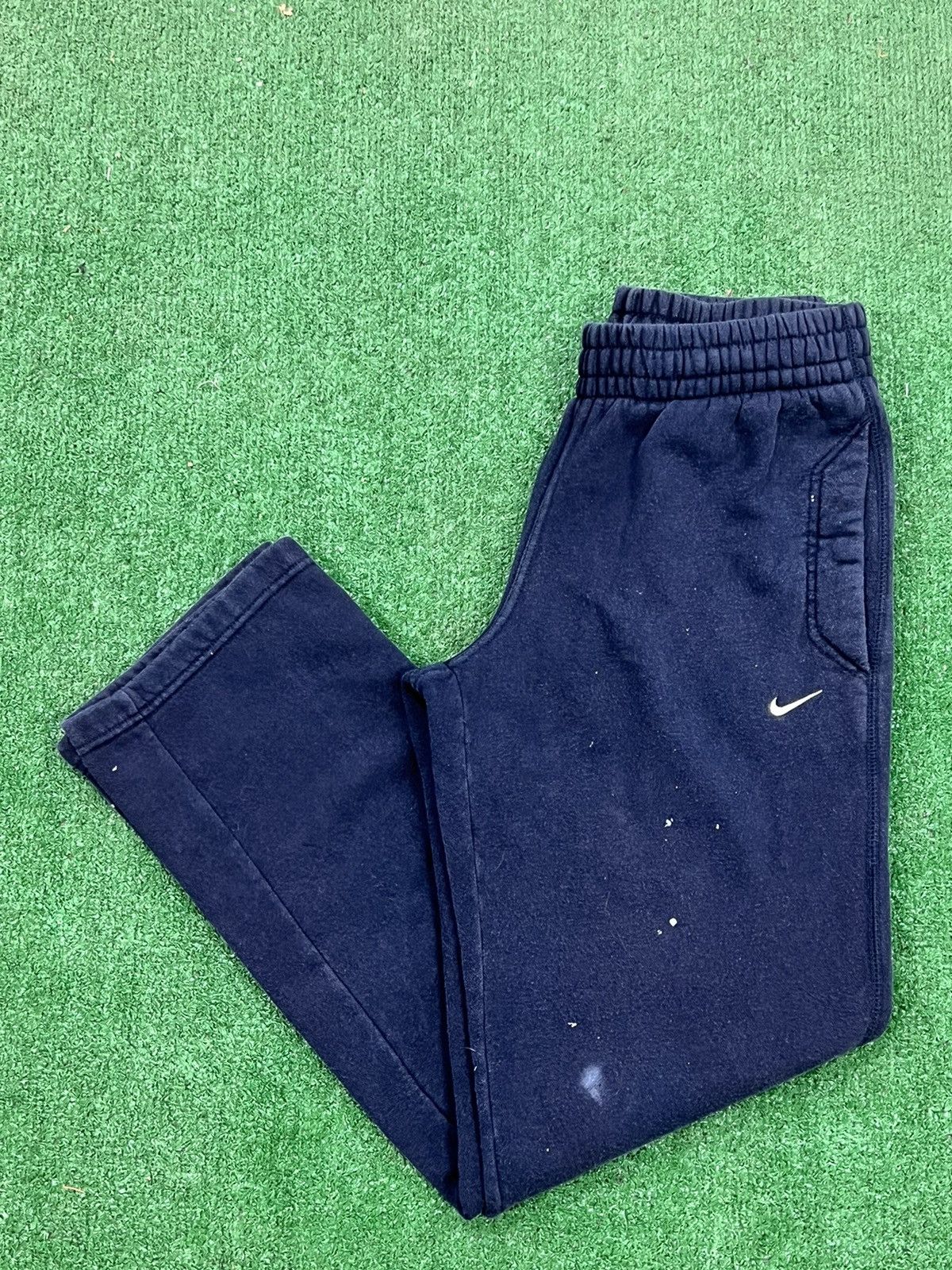 Nike Vintage Y2k Nike Swoosh Sweatpants Size ONE SIZE - 1 Thumbnail