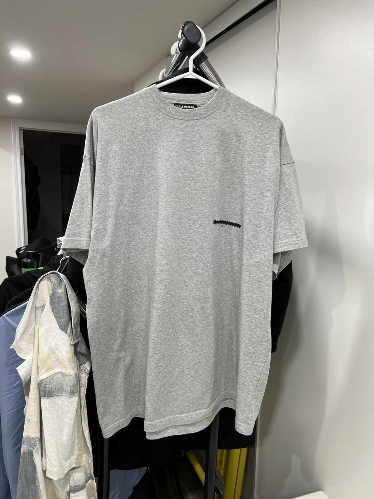 Balenciaga Balenciaga Strike Oversized Grey Shirt Size US S / EU 44-46 / 1 - 1 Thumbnail