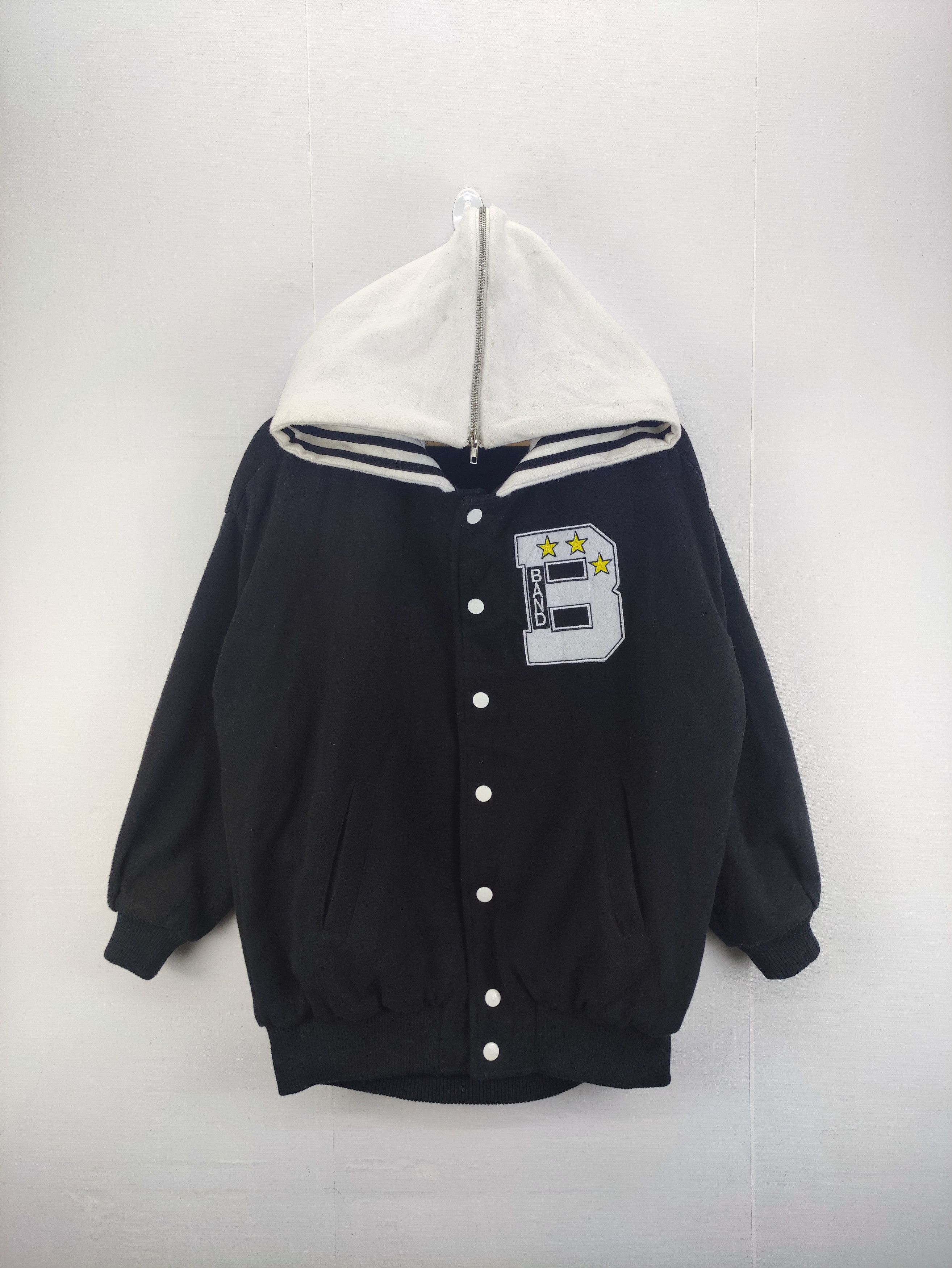 Vintage Vintage Migician Varsity Bulldog Jacket Fleece Snap Button Size US L / EU 52-54 / 3 - 1 Thumbnail