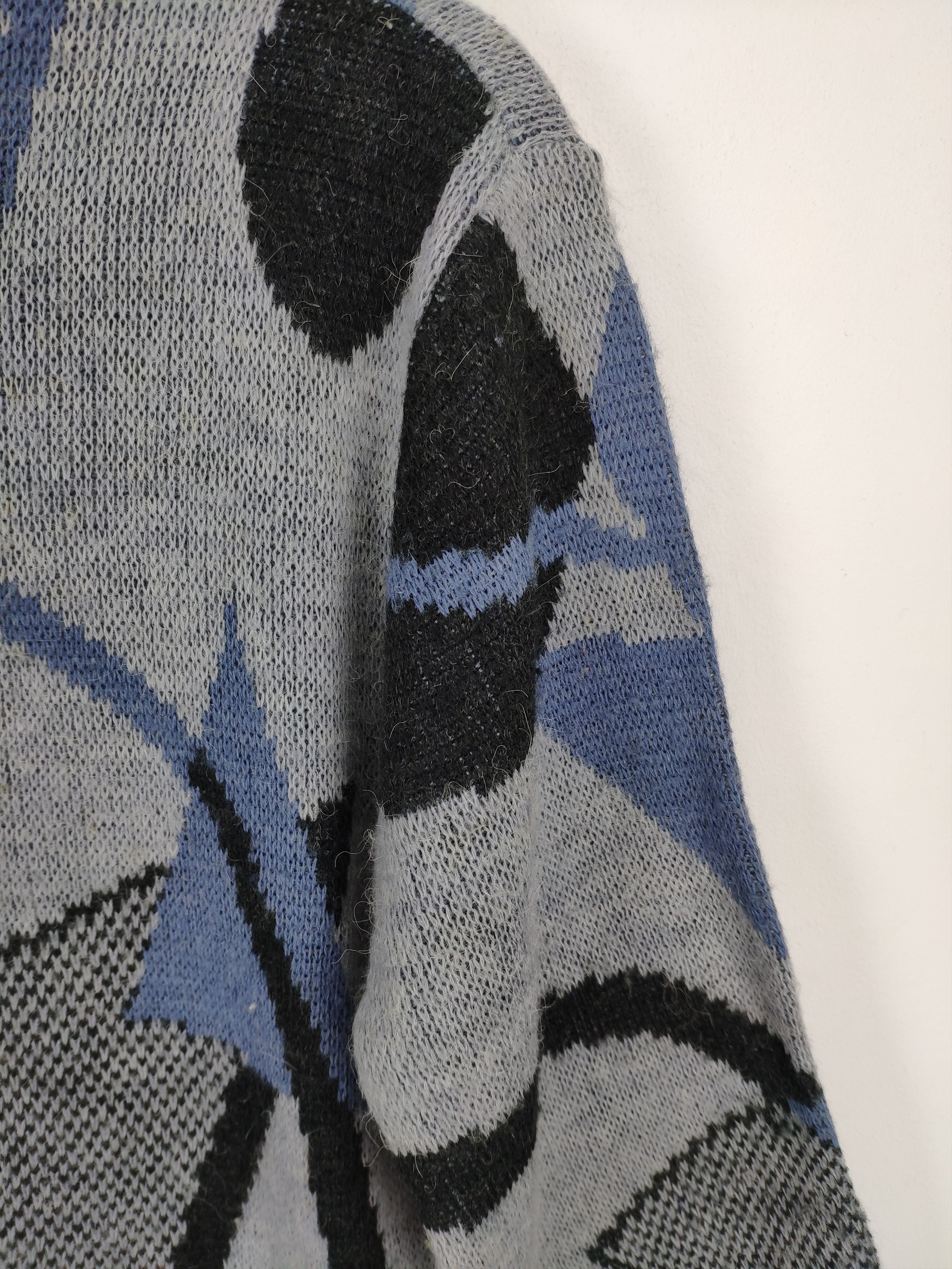 Aran Isles Knitwear × Japanese Brand × Vintage Vintage Wool Knit Sweater Abstract Motif Size US S / EU 44-46 / 1 - 12 Thumbnail