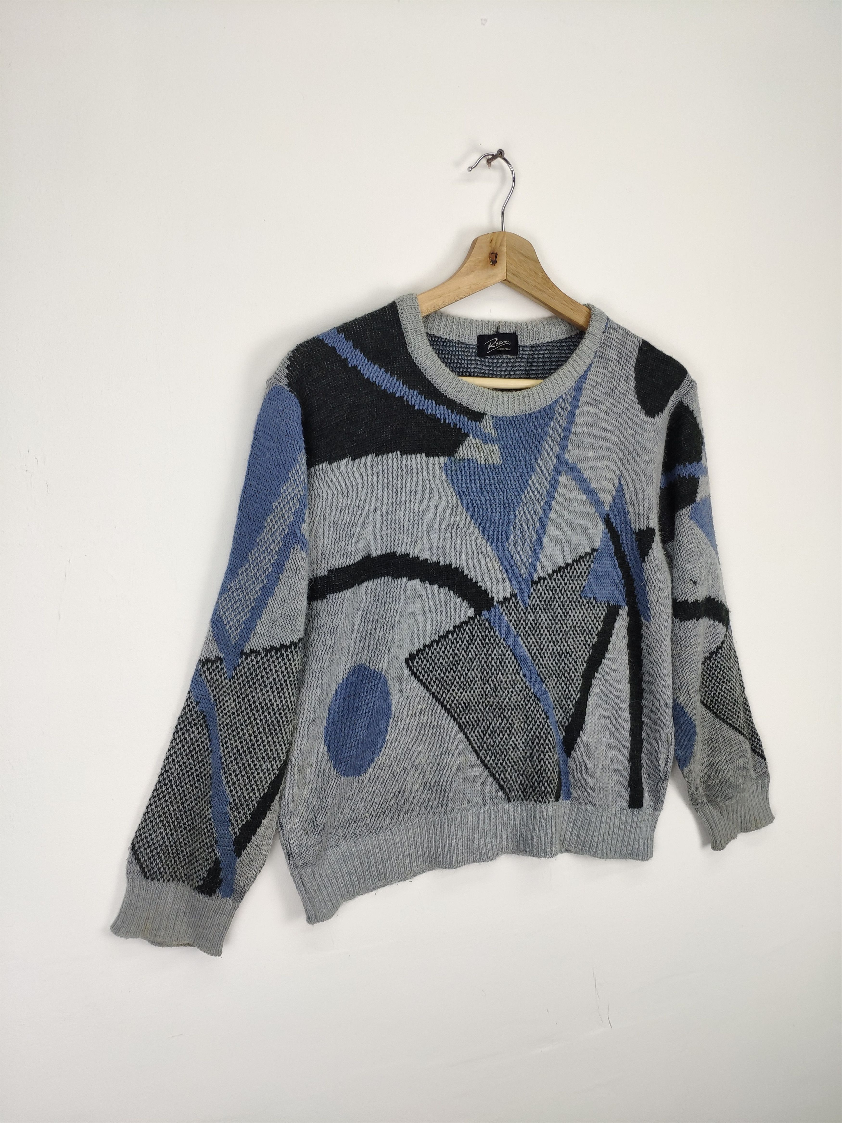 Aran Isles Knitwear × Japanese Brand × Vintage Vintage Wool Knit Sweater Abstract Motif Size US S / EU 44-46 / 1 - 3 Thumbnail