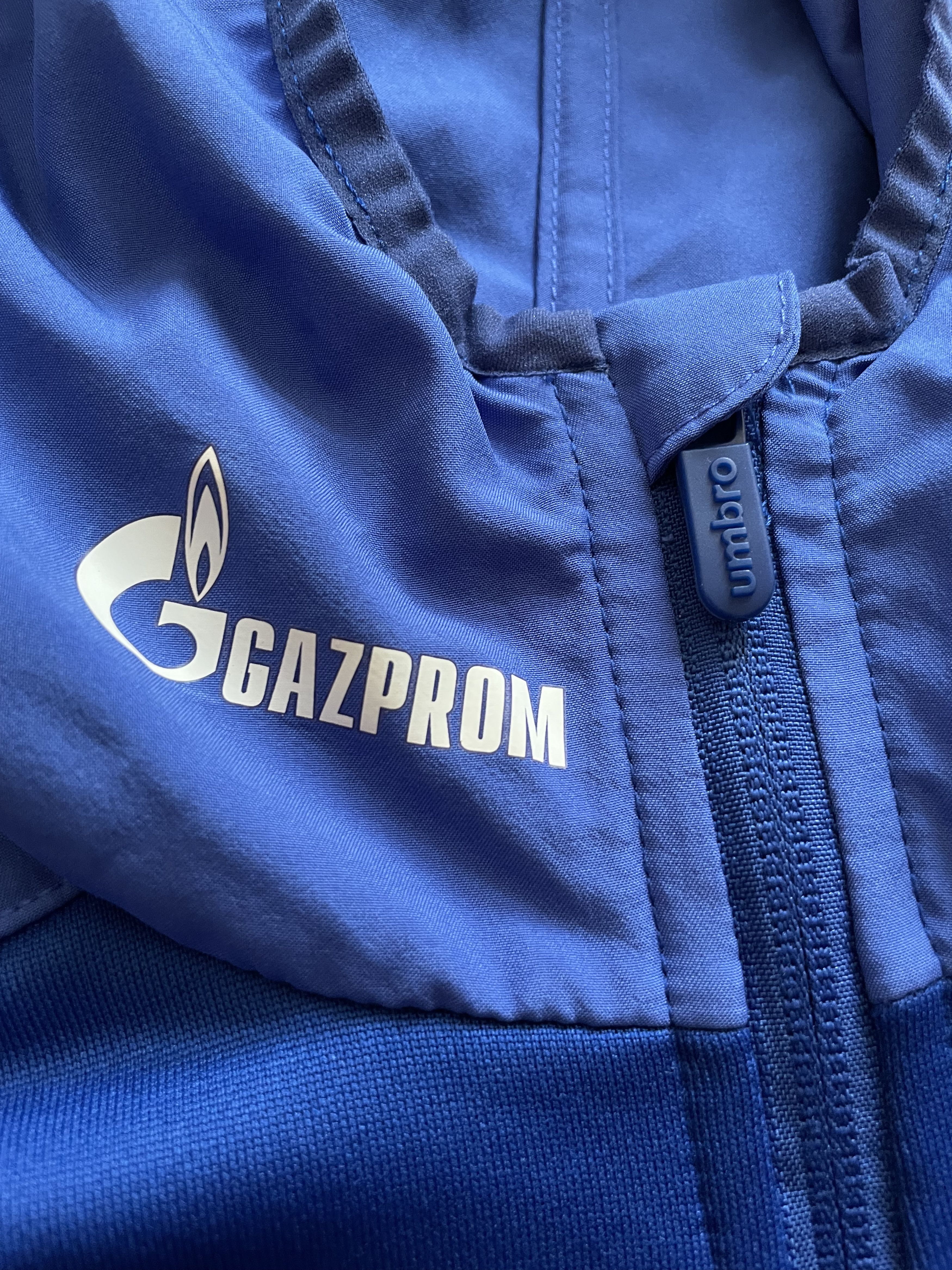 Umbro FC Schalke 04 Training Jacket Sweatshirt Rare Football Size US M / EU 48-50 / 2 - 5 Thumbnail
