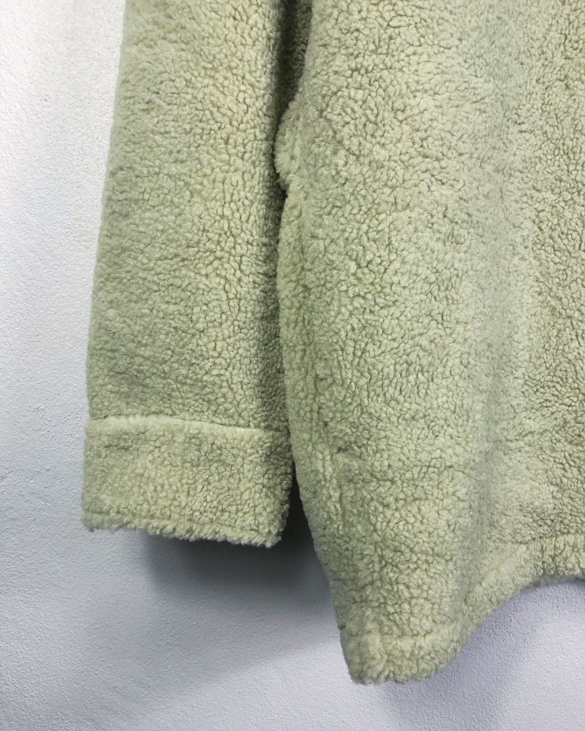 Christophe Lemaire × Lemaire × Uniqlo Rare Uniqlo U X Lemaire Sherpa Fleece Button Jacket Size US XL / EU 56 / 4 - 4 Thumbnail
