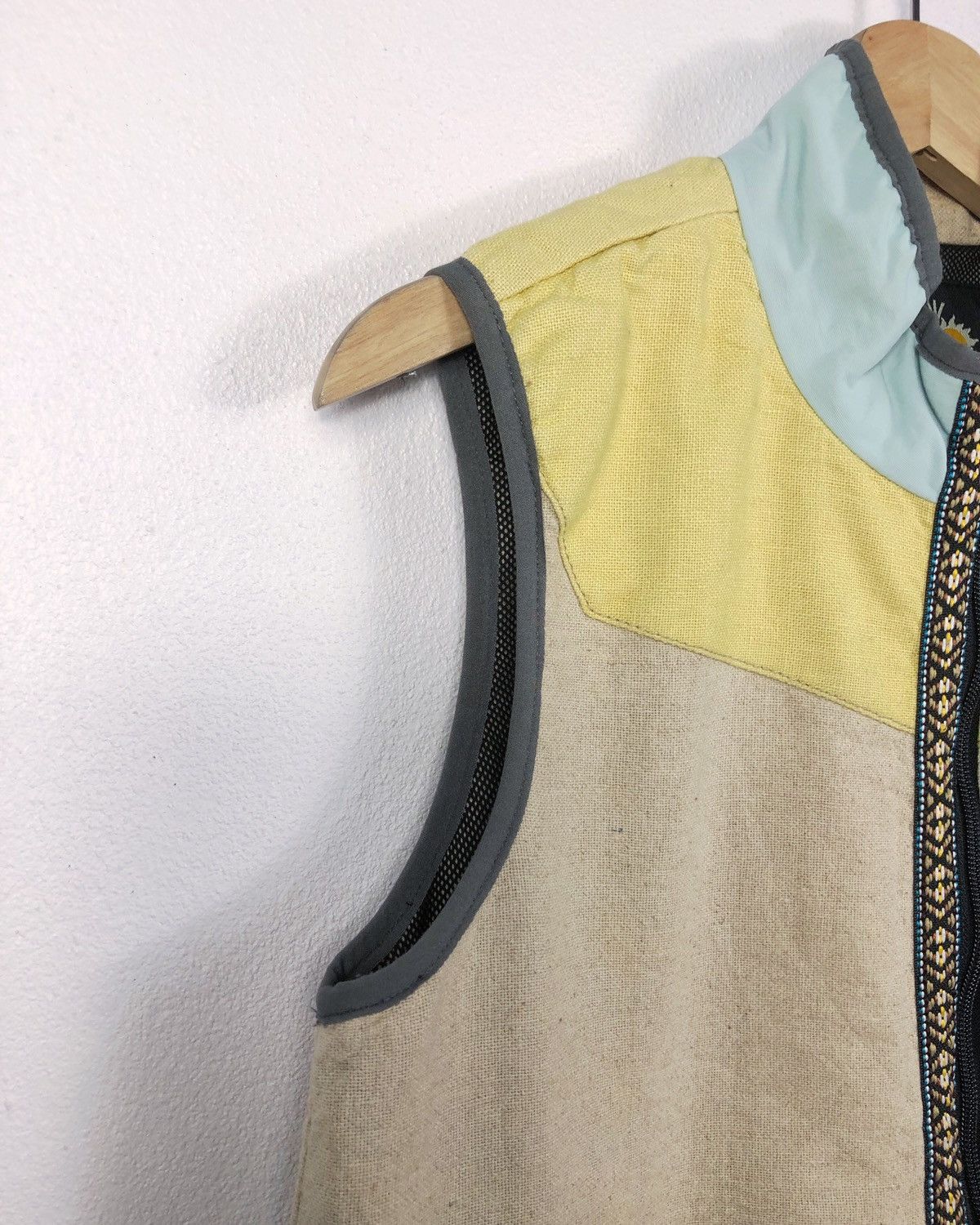 Japanese Brand × go slow caravan Rare Go Slow Caravan Zipper Vest Size US M / EU 48-50 / 2 - 5 Thumbnail