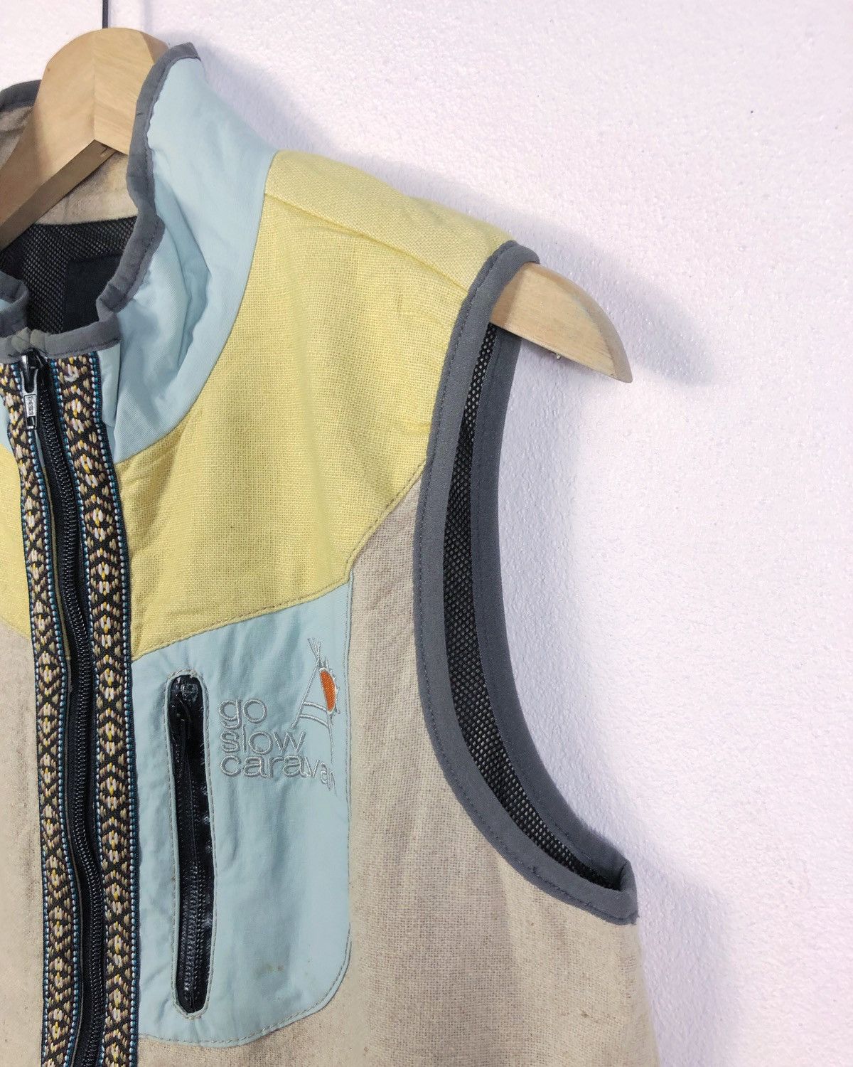 Japanese Brand × go slow caravan Rare Go Slow Caravan Zipper Vest Size US M / EU 48-50 / 2 - 6 Thumbnail
