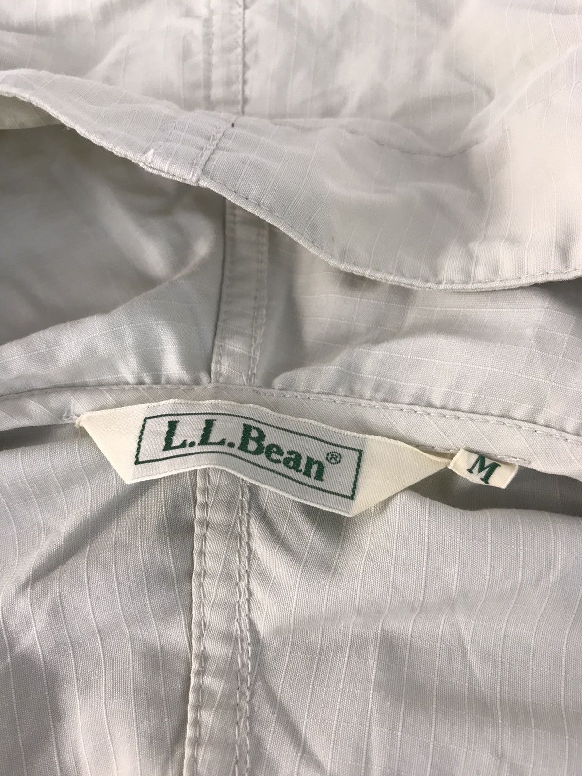 Disney × L.L. Bean L Bean X Mickey Mouse Nylon Windbreaker Jacket K1075j Size US M / EU 48-50 / 2 - 5 Thumbnail
