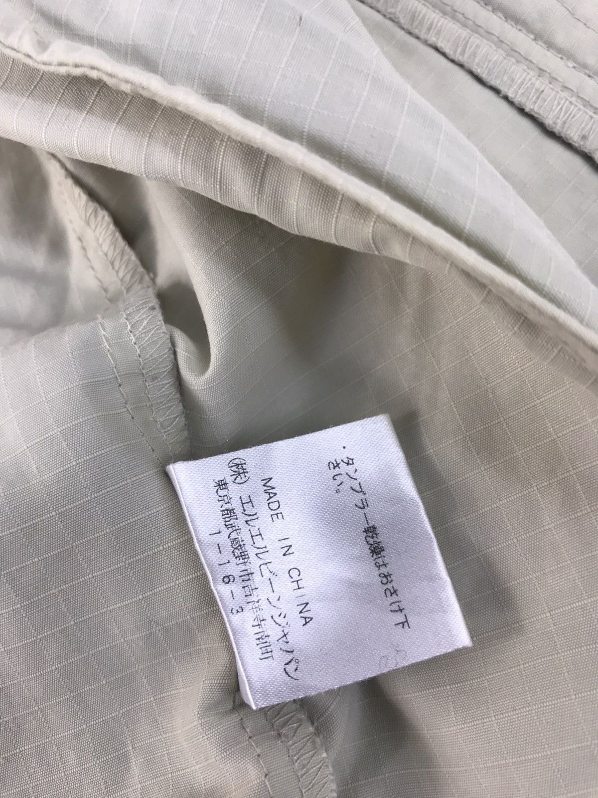 Disney × L.L. Bean L Bean X Mickey Mouse Nylon Windbreaker Jacket K1075j Size US M / EU 48-50 / 2 - 8 Thumbnail