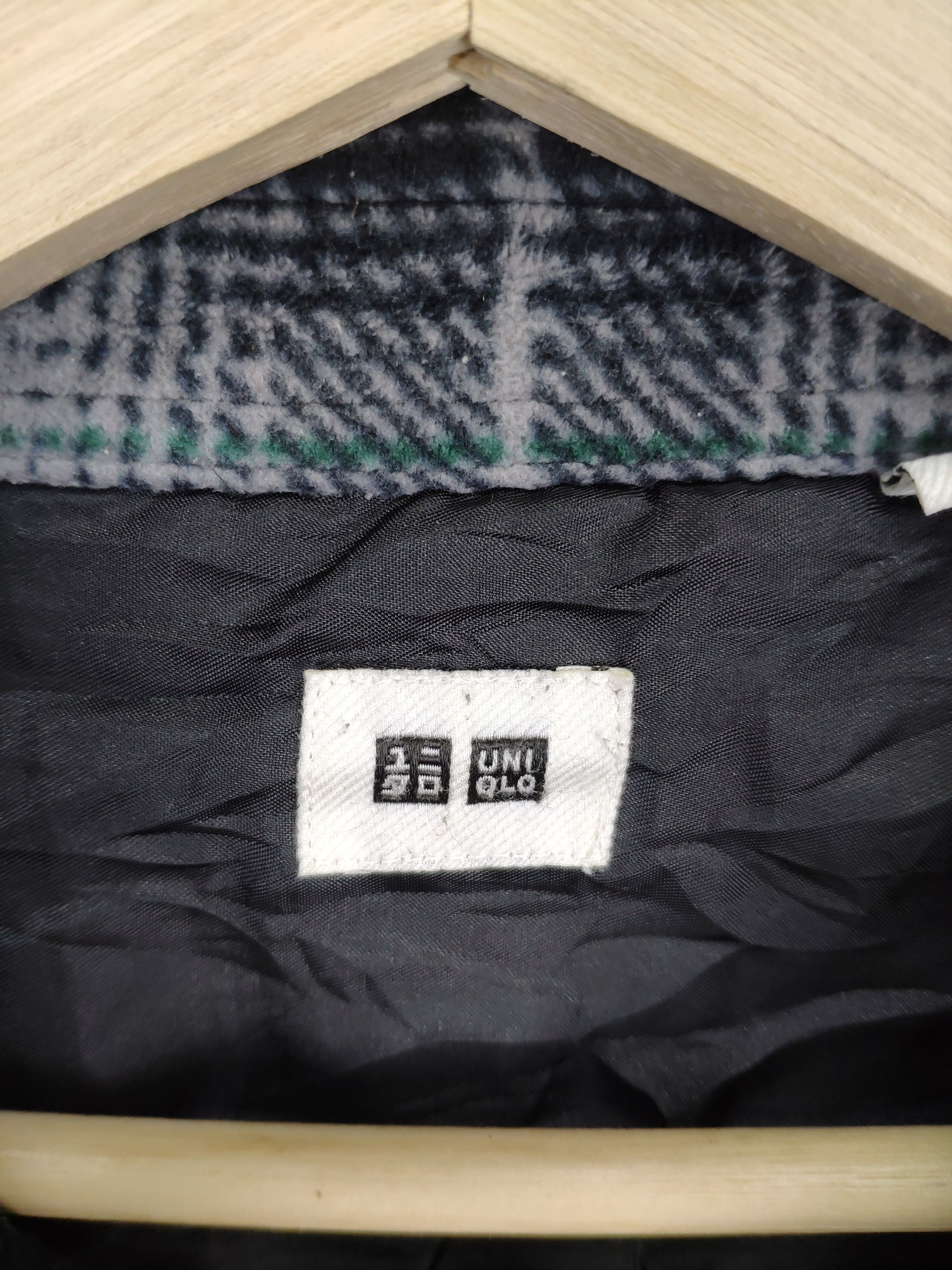 Flannel × Japanese Brand Steal 💥 Uniqlo Plaid Flannel Button Up Travis Style Size US M / EU 48-50 / 2 - 8 Thumbnail
