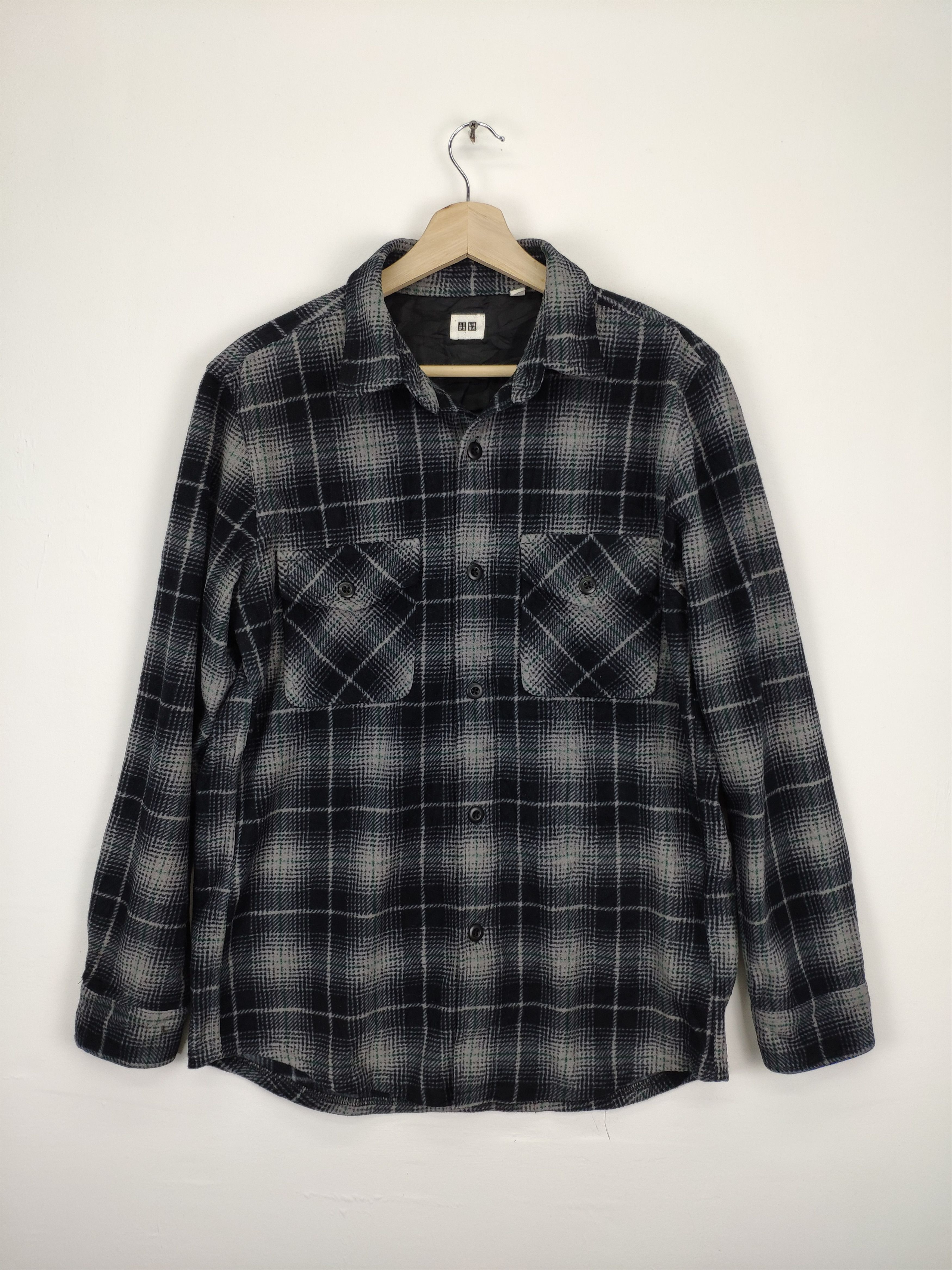 Flannel × Japanese Brand Steal 💥 Uniqlo Plaid Flannel Button Up Travis Style Size US M / EU 48-50 / 2 - 1 Thumbnail