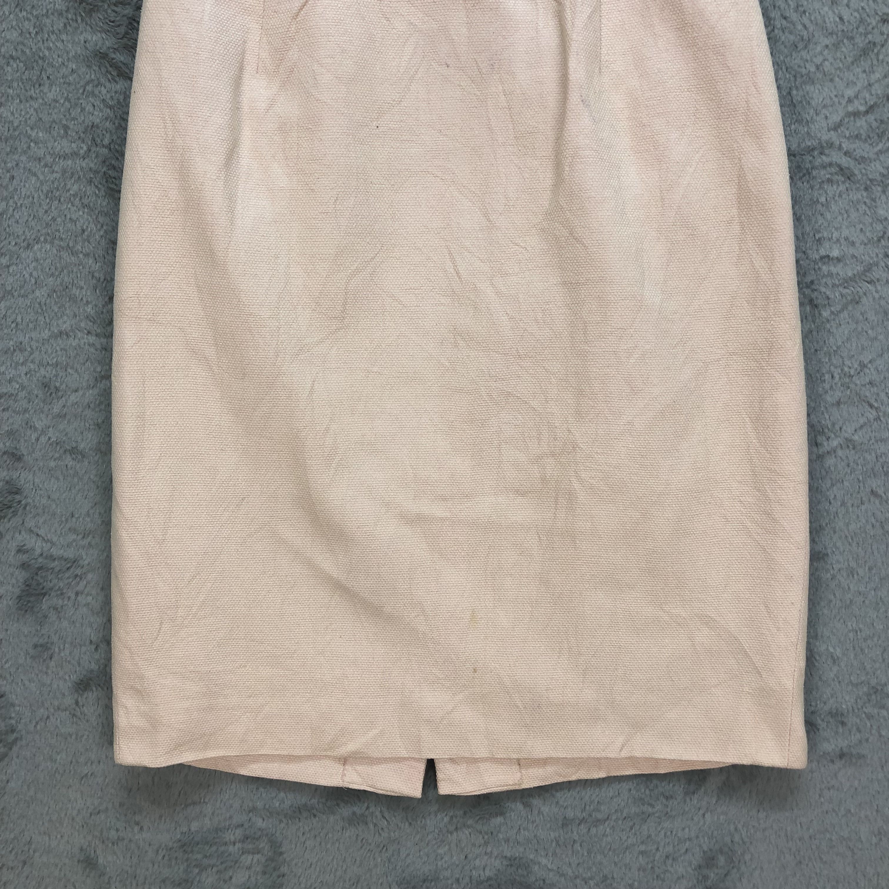 Karl Lagerfeld KARL LEGERFELD PINK MINI SKIRTS #6078-216 Size 24" / US 00 / IT 34 - 3 Thumbnail