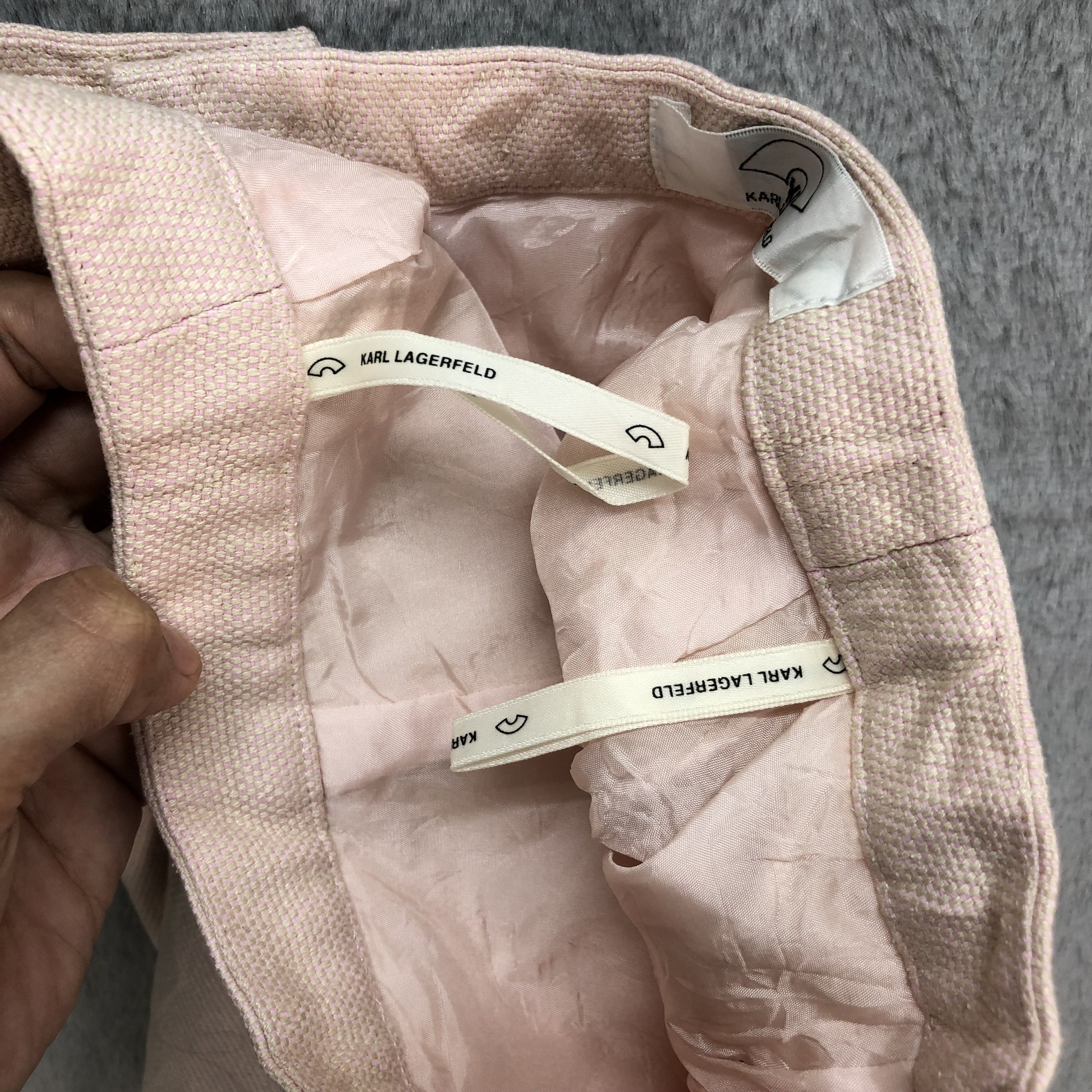 Karl Lagerfeld KARL LEGERFELD PINK MINI SKIRTS #6078-216 Size 24" / US 00 / IT 34 - 6 Thumbnail