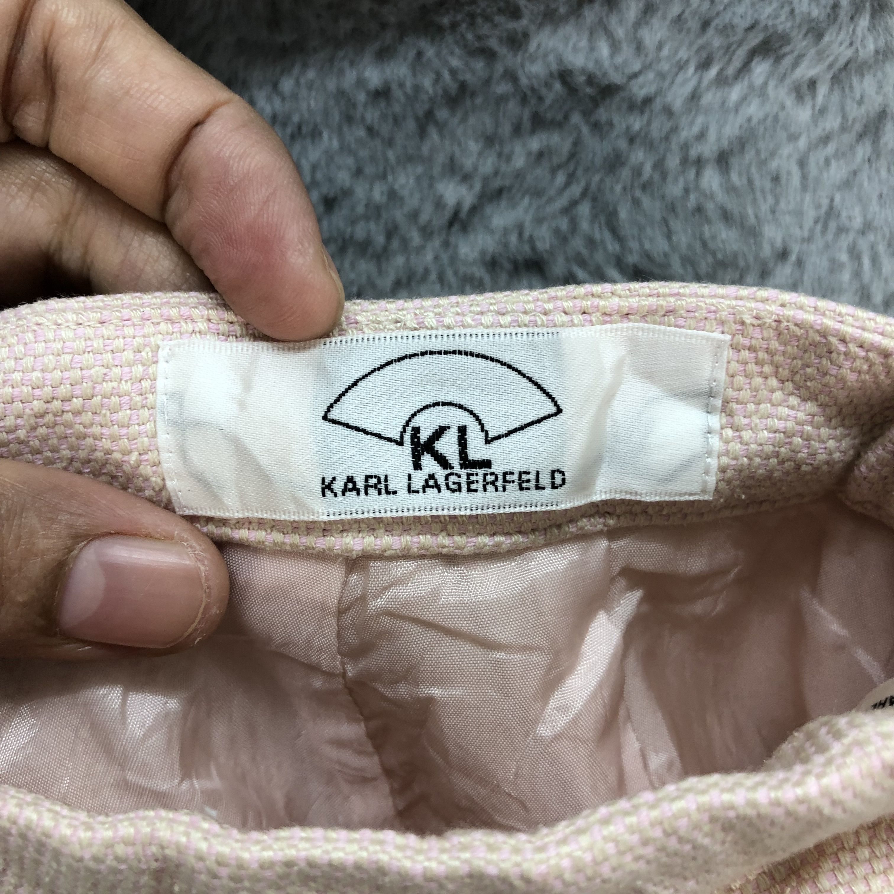 Karl Lagerfeld KARL LEGERFELD PINK MINI SKIRTS #6078-216 Size 24" / US 00 / IT 34 - 5 Thumbnail