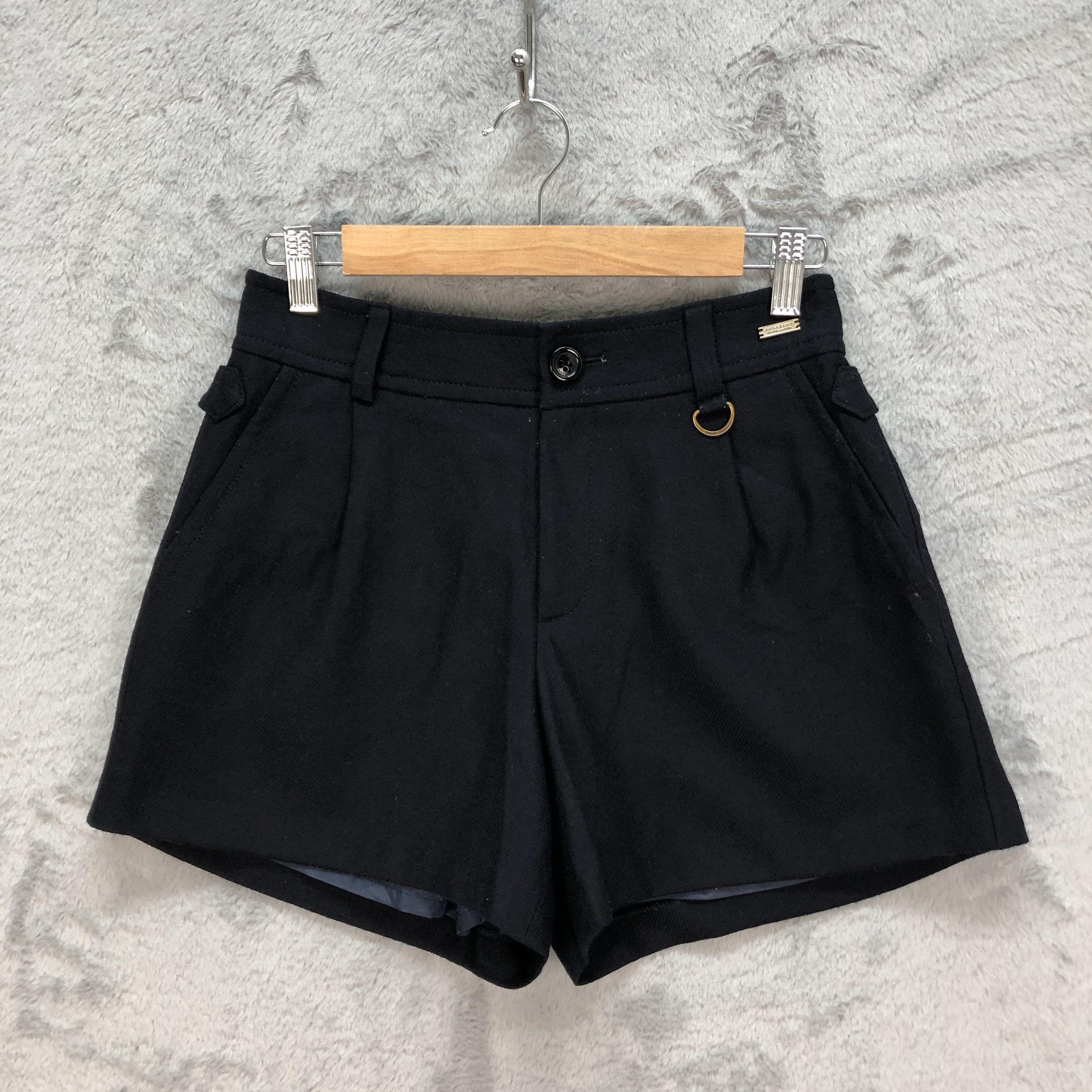 ショートパンツ BURBERRY Women Shorts  Burmudas 8106440 C2386 Beige Check Stretch Cotton Shorts in Archive beige - Women