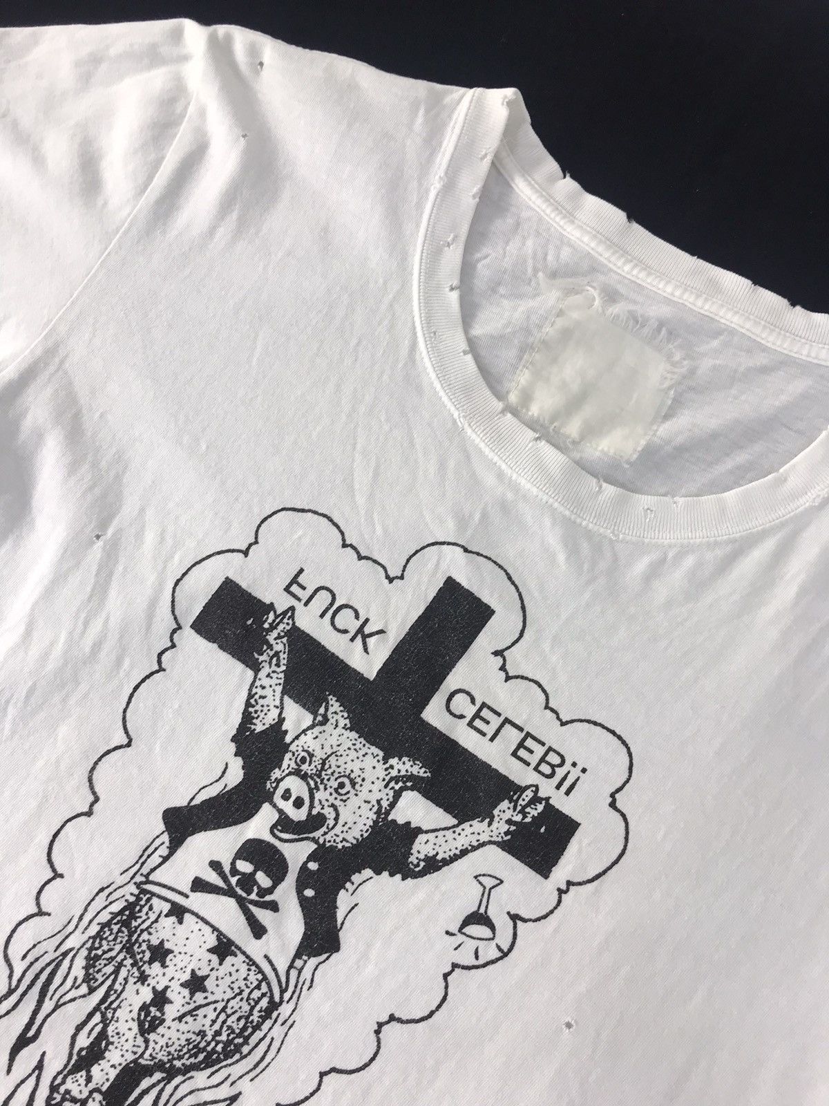 Vintage DSVR Not Complete Fcuk Celeb Tee Printed Roasted Pig K1079j Size US S / EU 44-46 / 1 - 4 Thumbnail