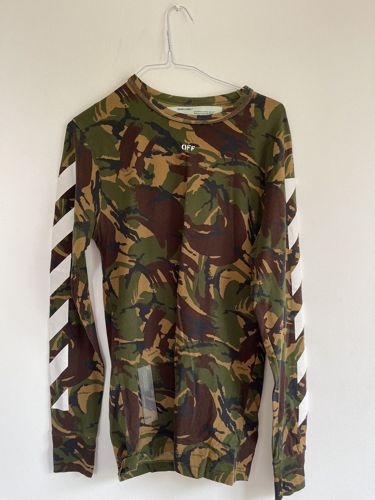 Off-White Off white camo LS TEE Size US M / EU 48-50 / 2 - 9 Thumbnail
