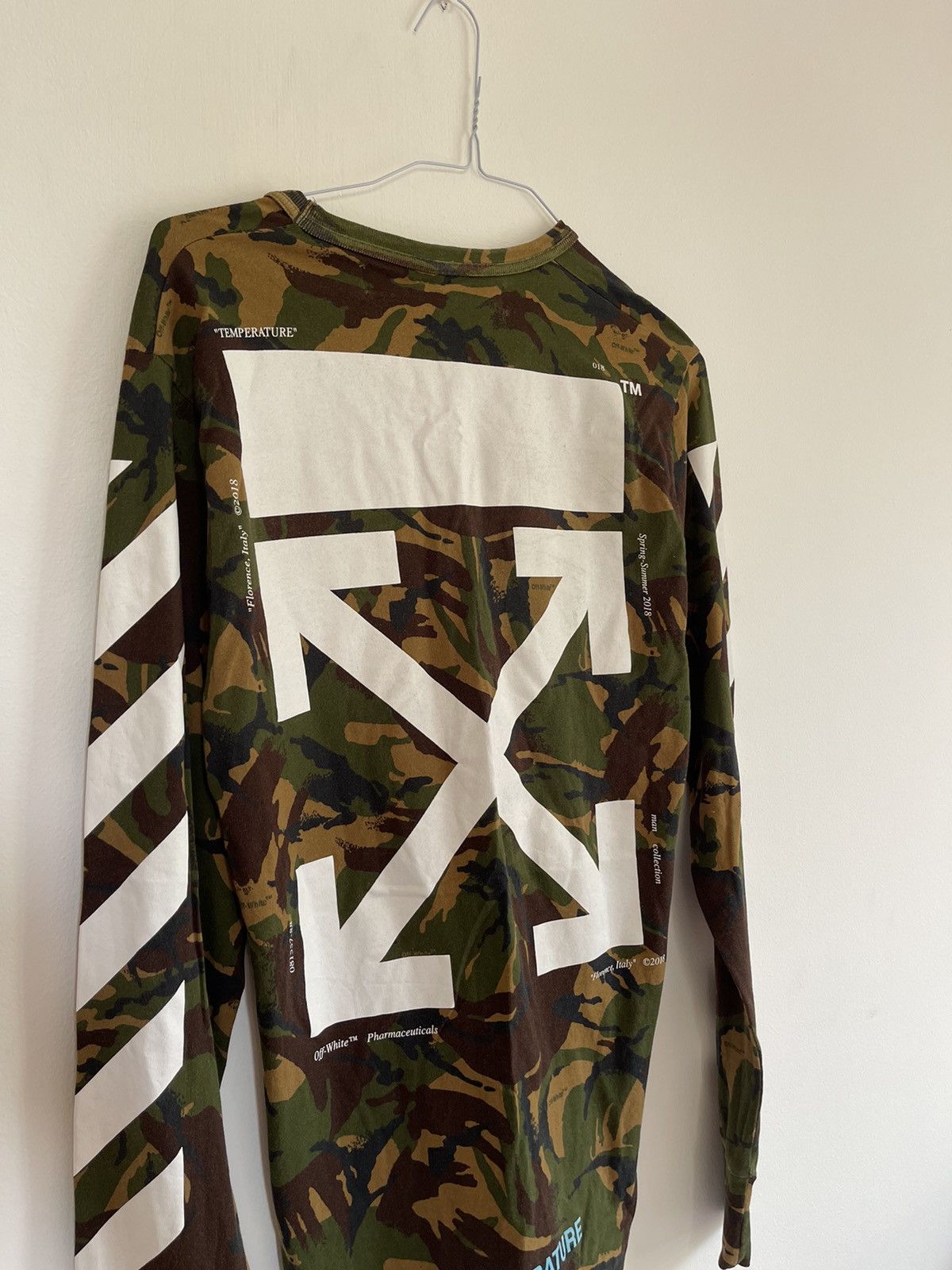 Off-White Off white camo LS TEE Size US M / EU 48-50 / 2 - 7 Thumbnail