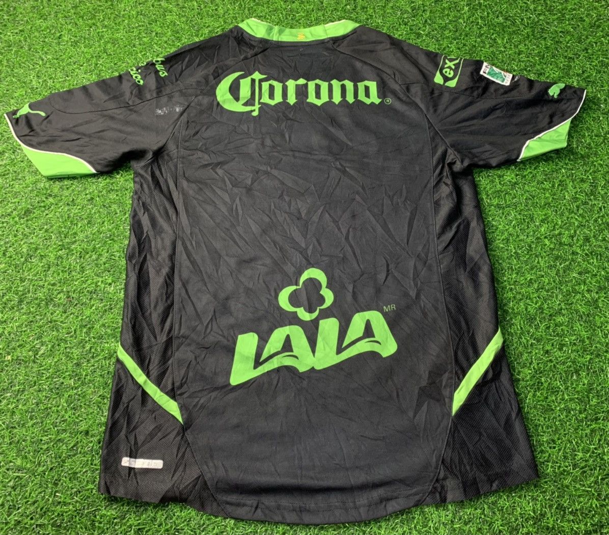 Puma Vintage Puma Club Santos Laguna Jersey Logo Size US M / EU 48-50 / 2 - 5 Thumbnail