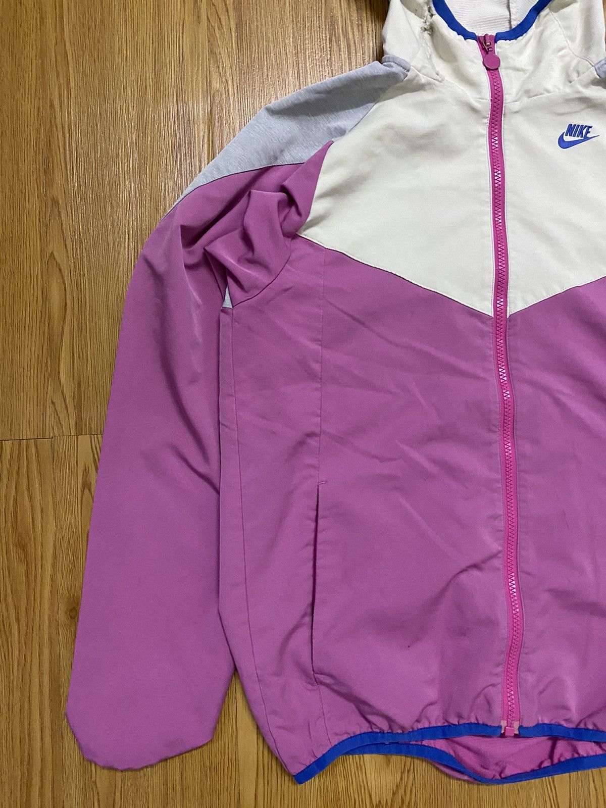 Nike Vintage Nike Sportwear Hoodie Size US M / EU 48-50 / 2 - 5 Thumbnail