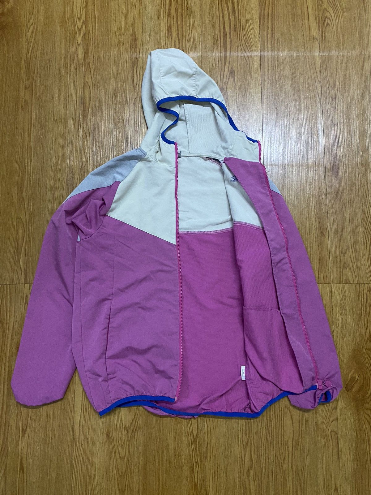 Nike Vintage Nike Sportwear Hoodie Size US M / EU 48-50 / 2 - 3 Thumbnail