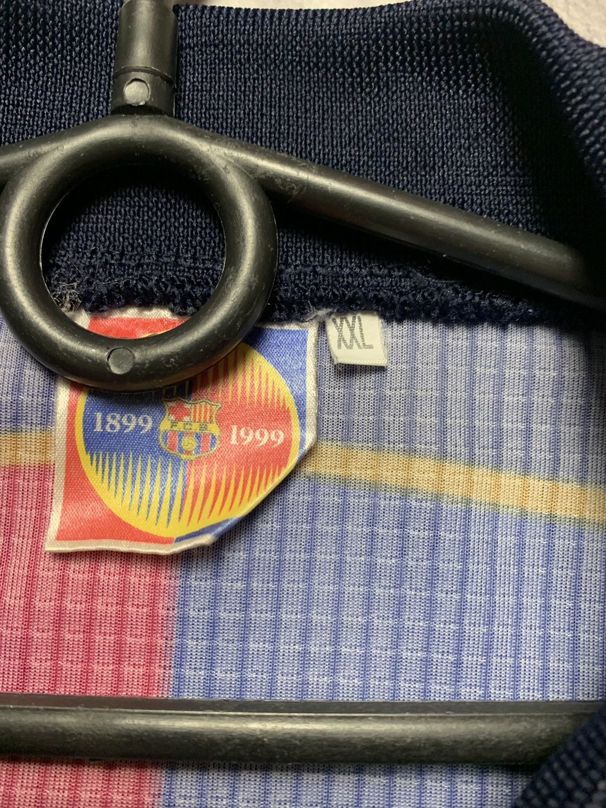Vintage Vintage Barcelona soccer jersey 11 Rivaldo size XXL Size US XXL / EU 58 / 5 - 7 Thumbnail