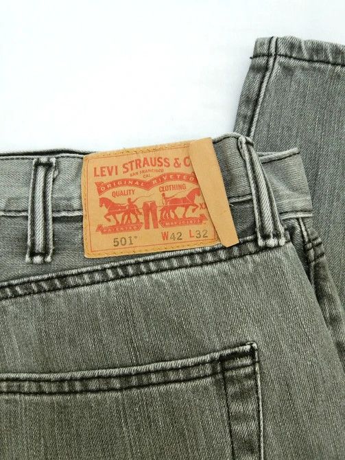 Levi's Vintage Levi's 501 Grey Straight Leg Jeans 42x32 Size US 42 / EU 58 - 3 Thumbnail