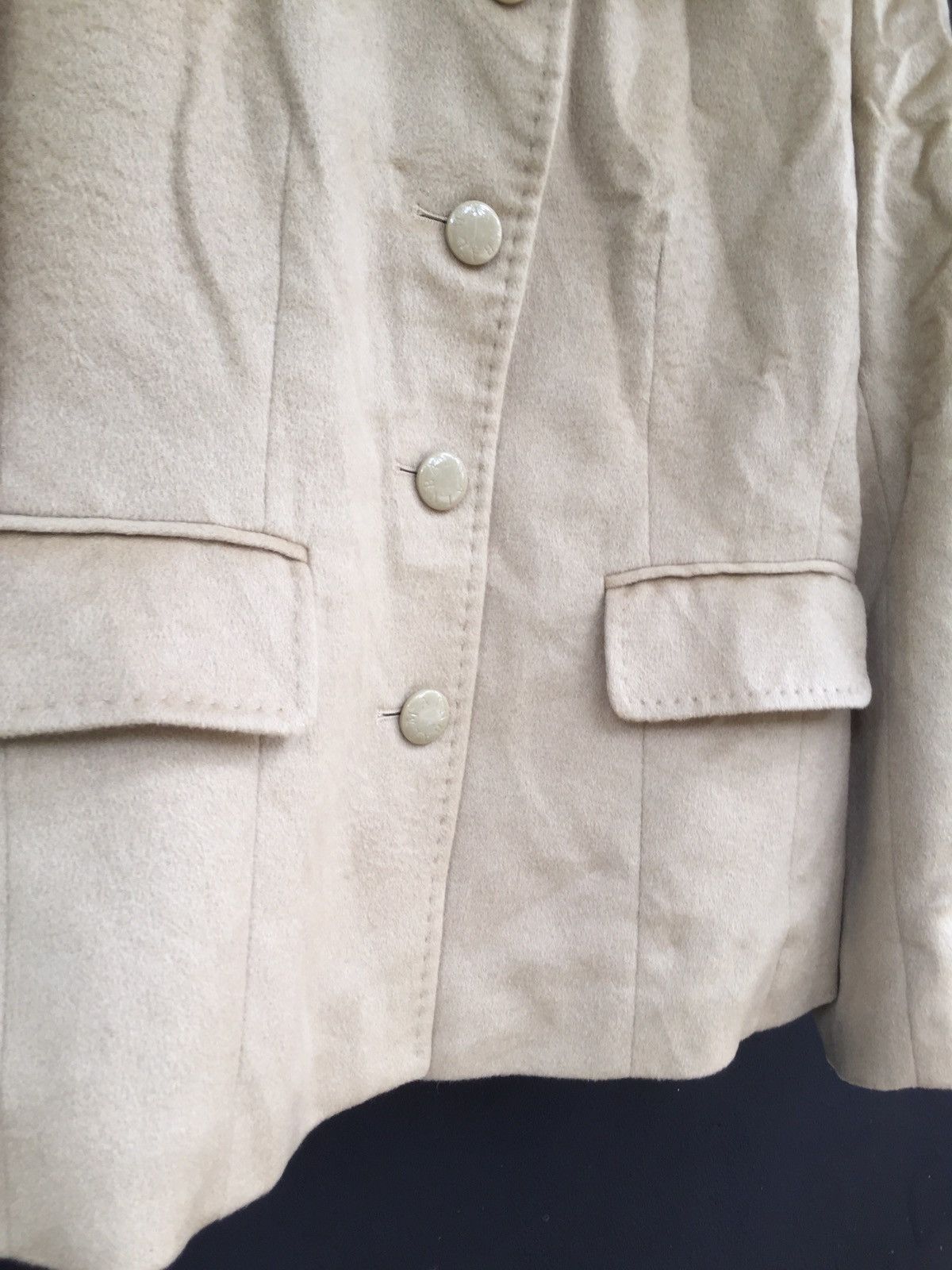 Balmain BALMAIN PARIS BUTTON DOWN DETACHABLE FUR(WOMEN) Size US M / EU 48-50 / 2 - 6 Thumbnail