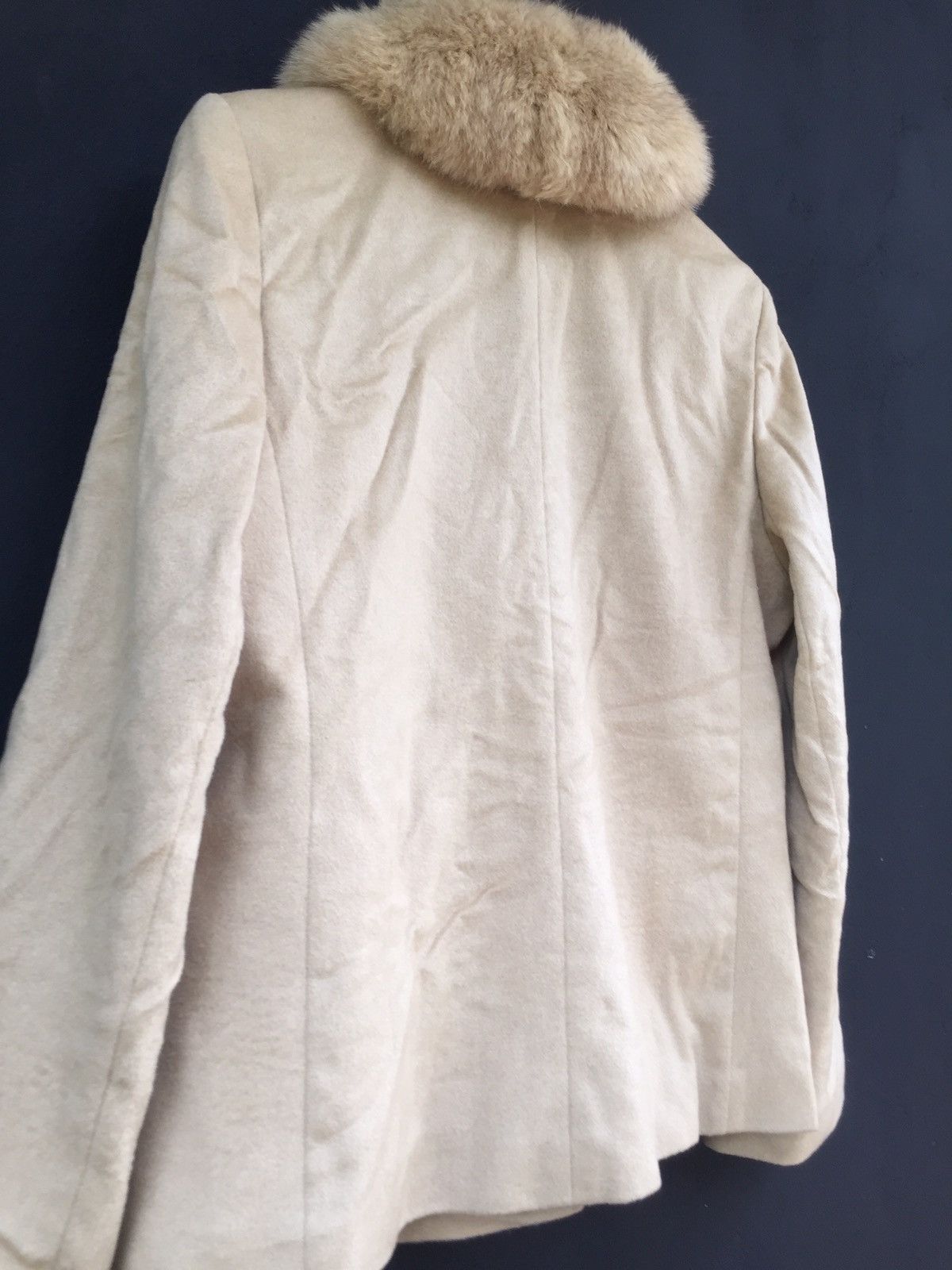 Balmain BALMAIN PARIS BUTTON DOWN DETACHABLE FUR(WOMEN) Size US M / EU 48-50 / 2 - 7 Thumbnail