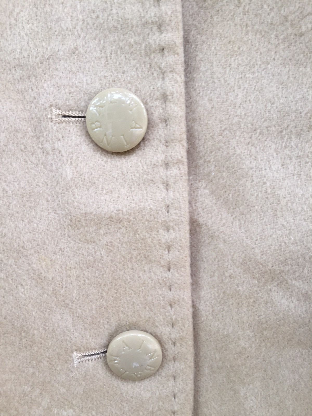 Balmain BALMAIN PARIS BUTTON DOWN DETACHABLE FUR(WOMEN) Size US M / EU 48-50 / 2 - 5 Thumbnail