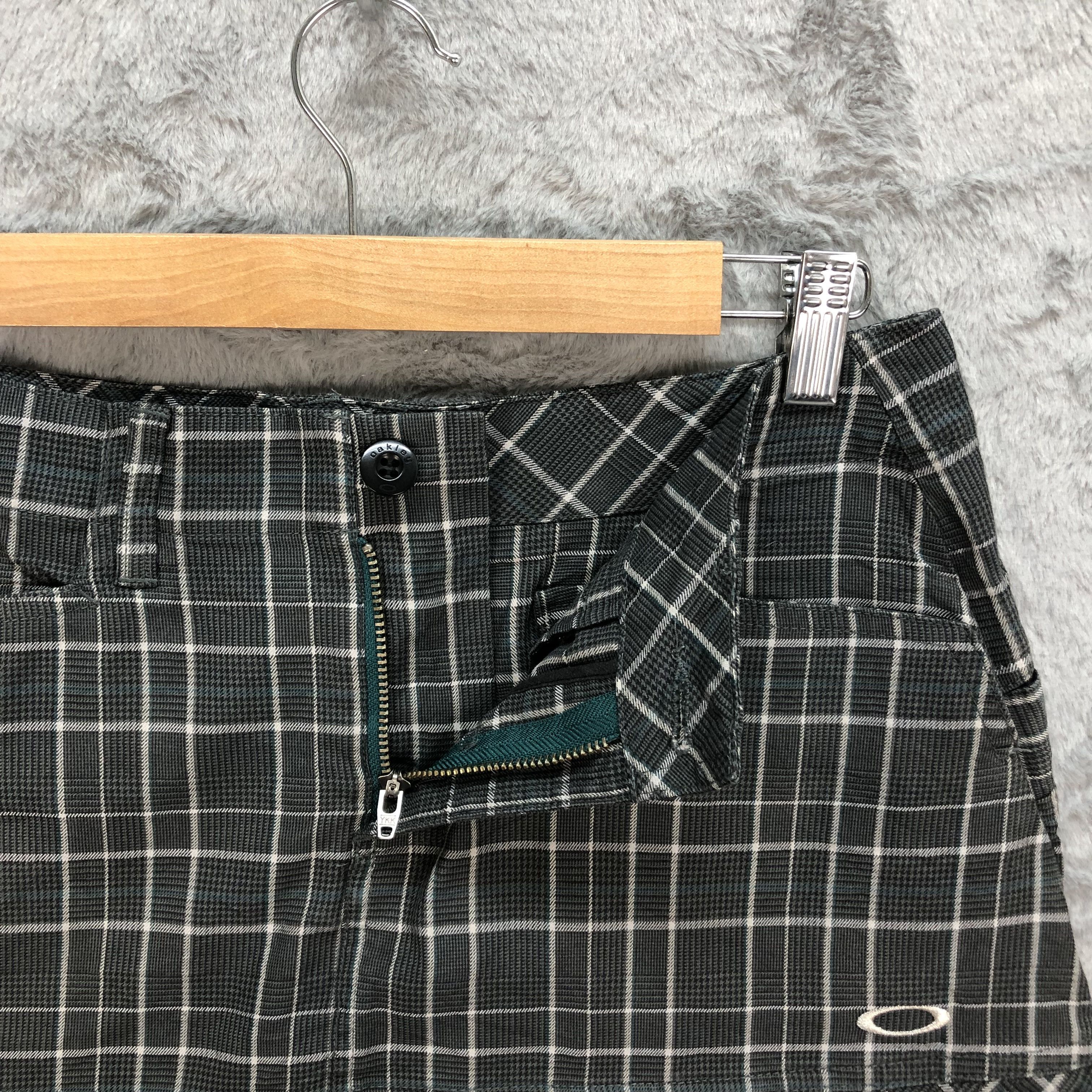 Oakley OAKLEY PLAID / CHECKED MINI SKIRTS #6076-216 Size 29" - 8 Thumbnail