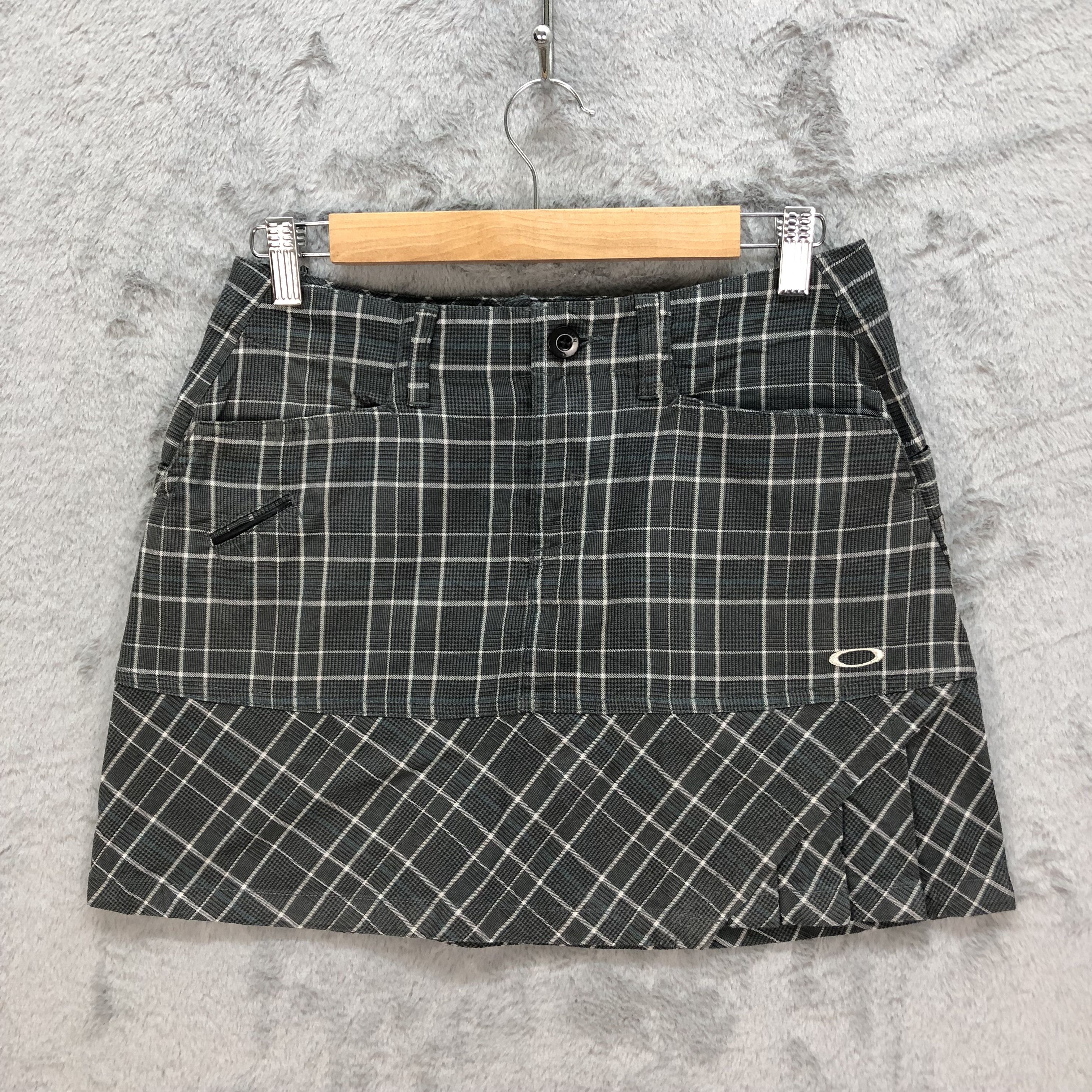 Oakley OAKLEY PLAID / CHECKED MINI SKIRTS #6076-216 Size 29" - 1 Thumbnail