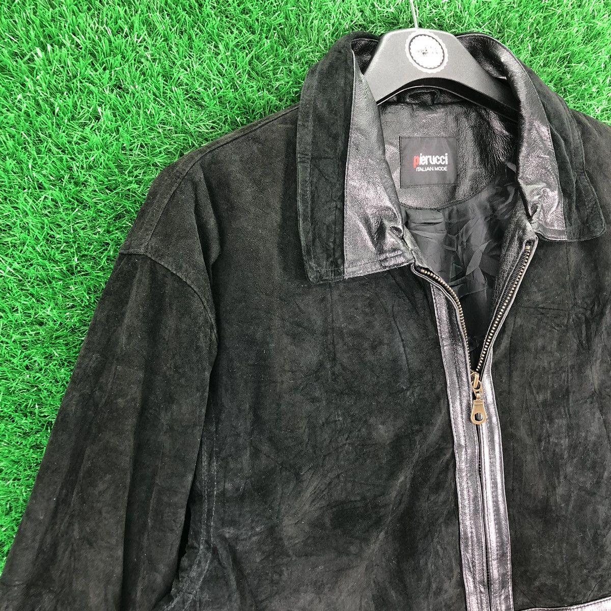 Vintage Vintage Pierucci Italian Made Suede Leather Ziper Jacket Size US XL / EU 56 / 4 - 2 Thumbnail