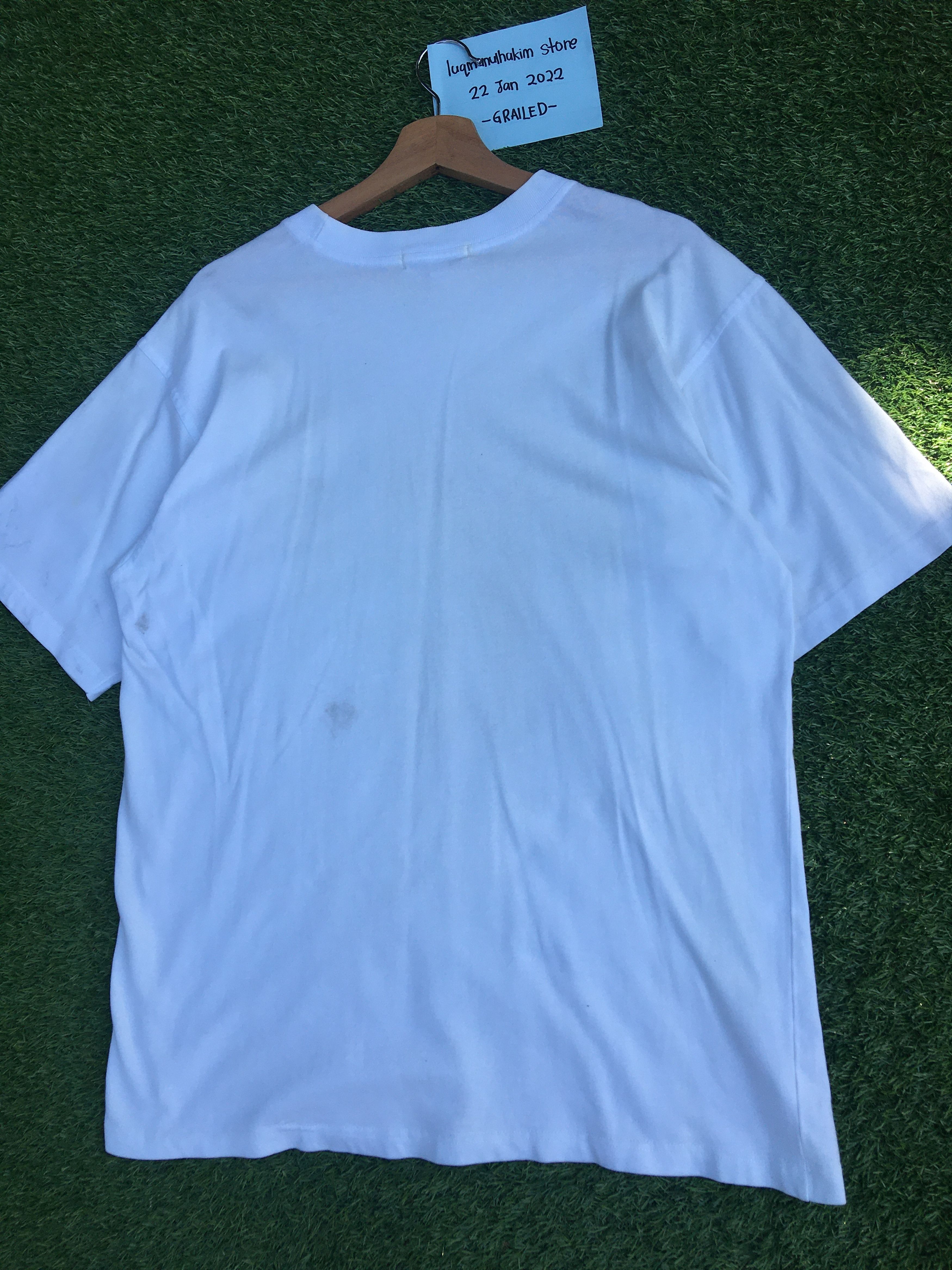 Yves Saint Laurent Vintage YSL Yves Saint Laurent Spellout Tshirt Size US L / EU 52-54 / 3 - 12 Thumbnail