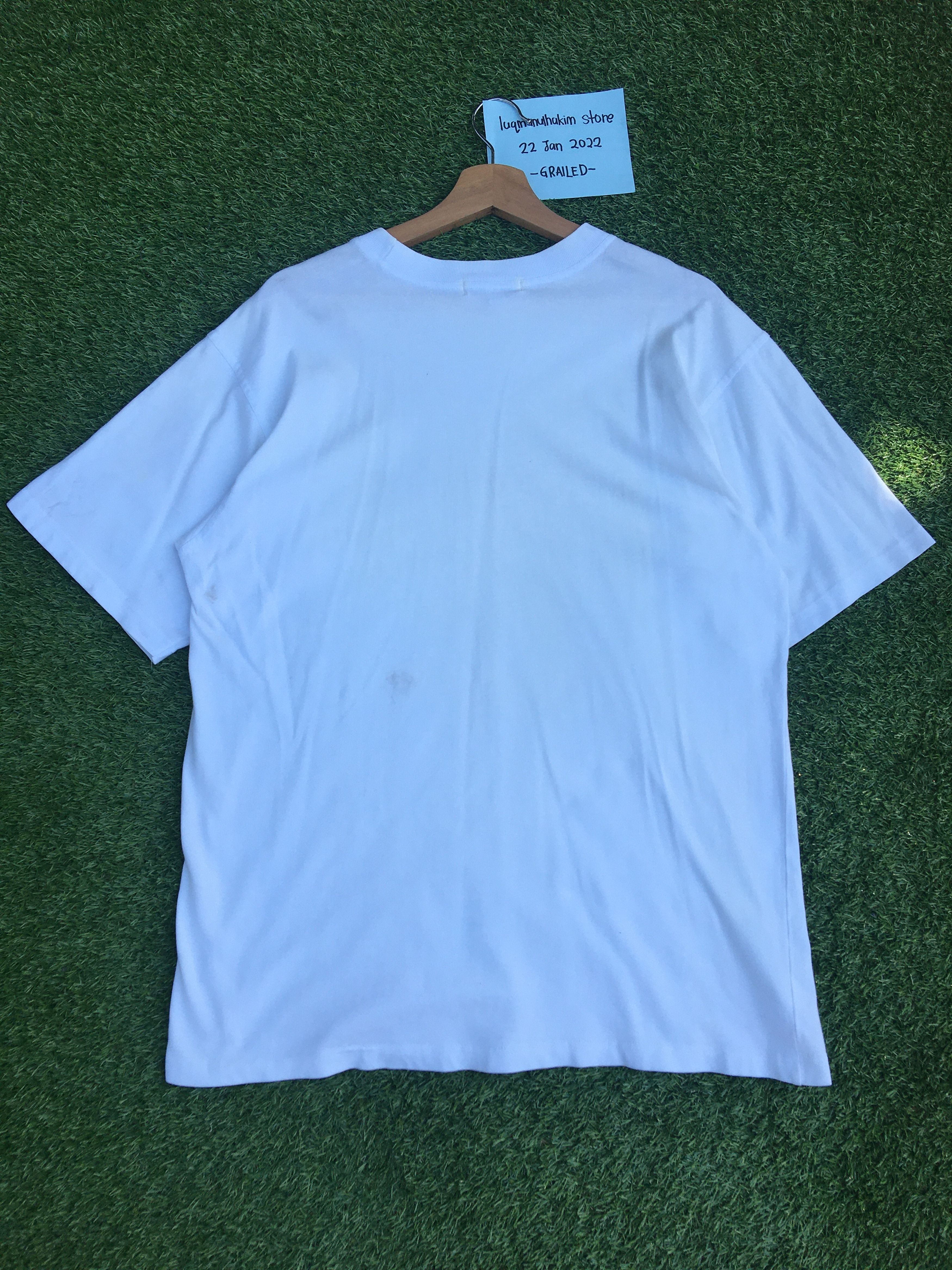 Yves Saint Laurent Vintage YSL Yves Saint Laurent Spellout Tshirt Size US L / EU 52-54 / 3 - 10 Thumbnail