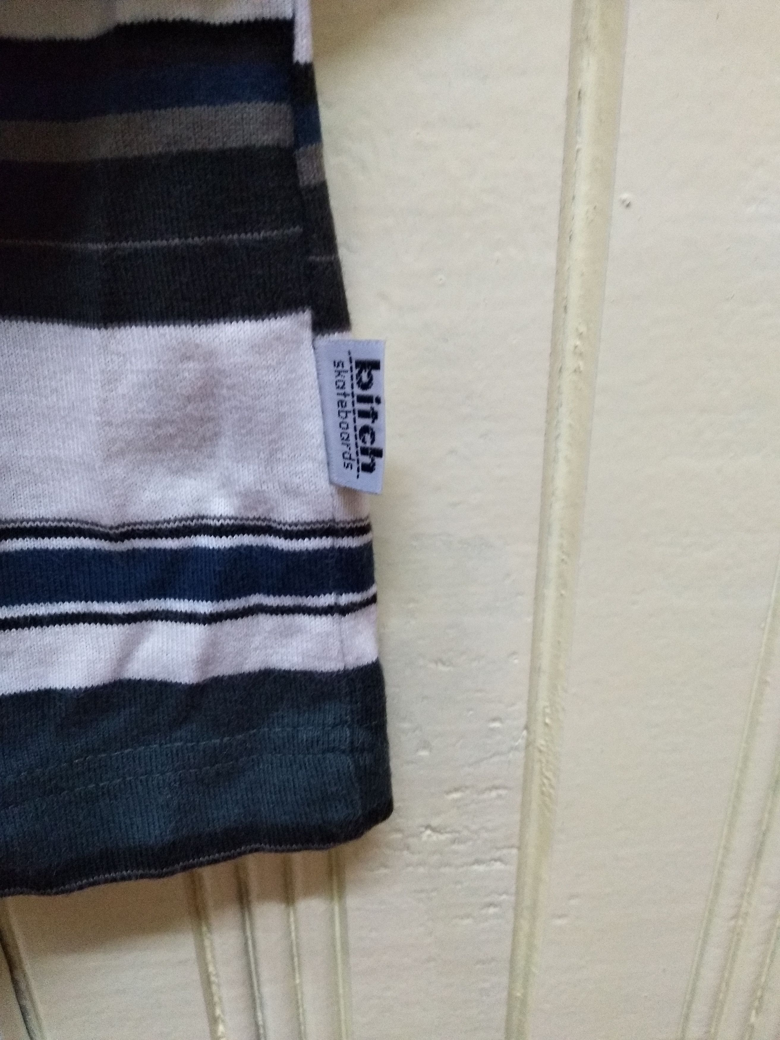 Vintage Vintage 90s BITCH SKATEBOARD tshirt stripes Size US M / EU 48-50 / 2 - 5 Thumbnail