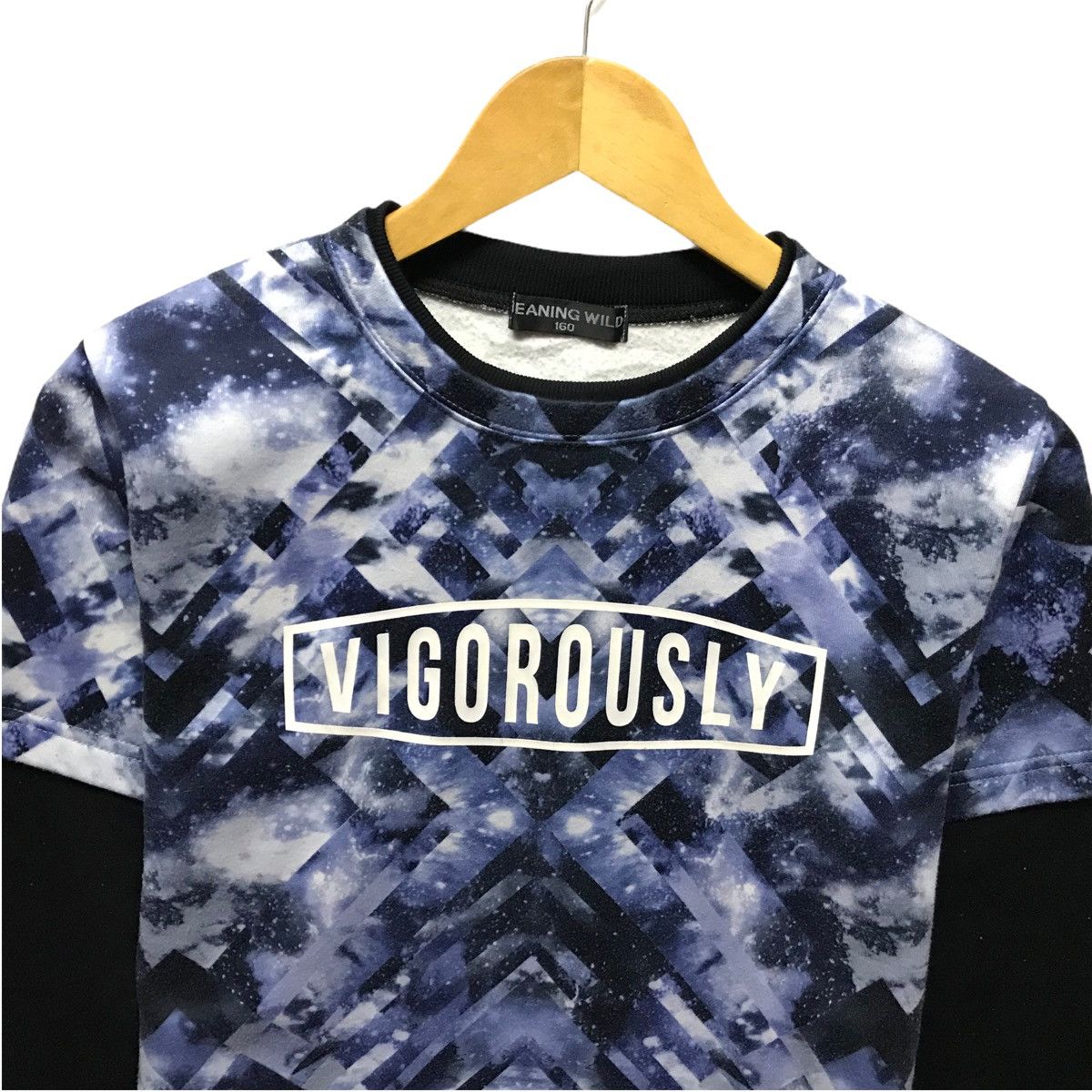 Japanese Brand × Vintage Vintage Vigorously Sweatshirt CrewNeck Pullover Jumper Size US M / EU 48-50 / 2 - 2 Thumbnail